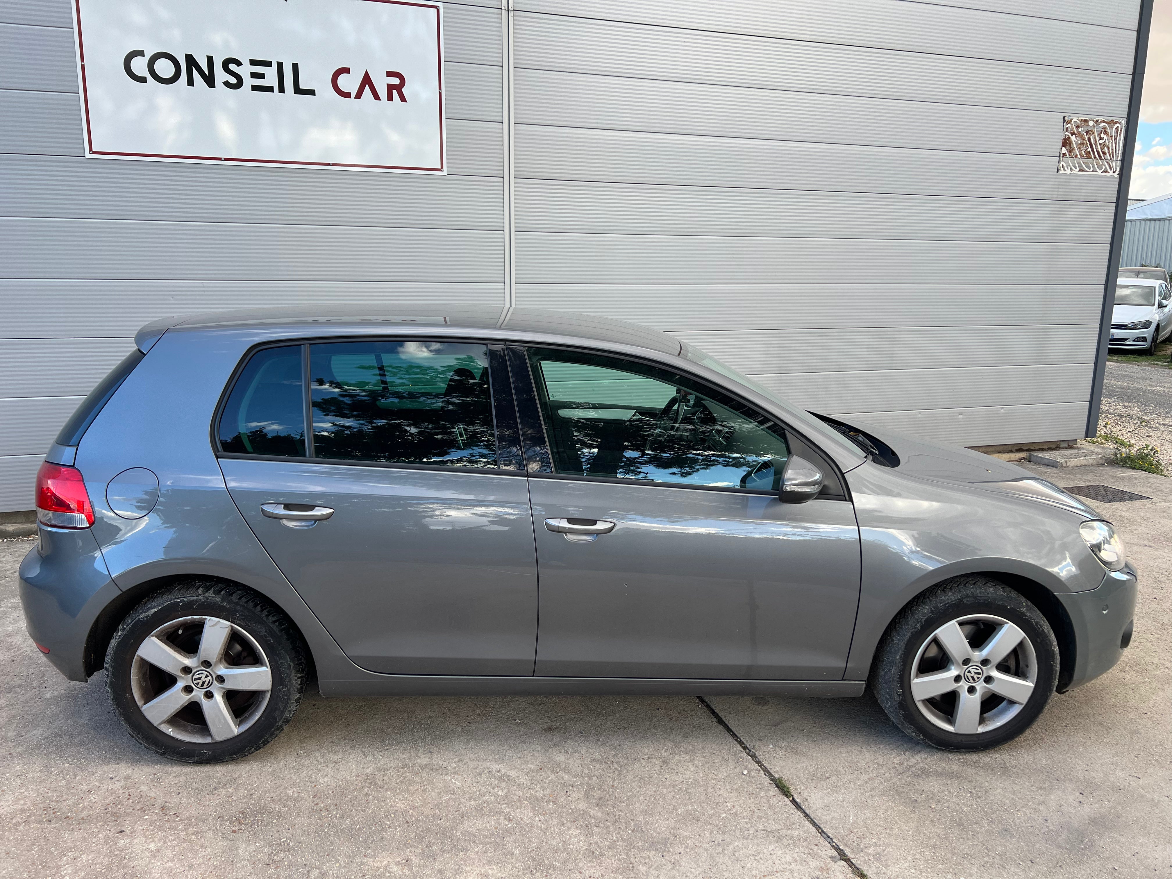 Volkswagen Golf 1.4 TSI 160 CARAT EDITION DSG BVA Volkswagen Golf 1.4 TSI 160 CARAT EDITION DSG BVA