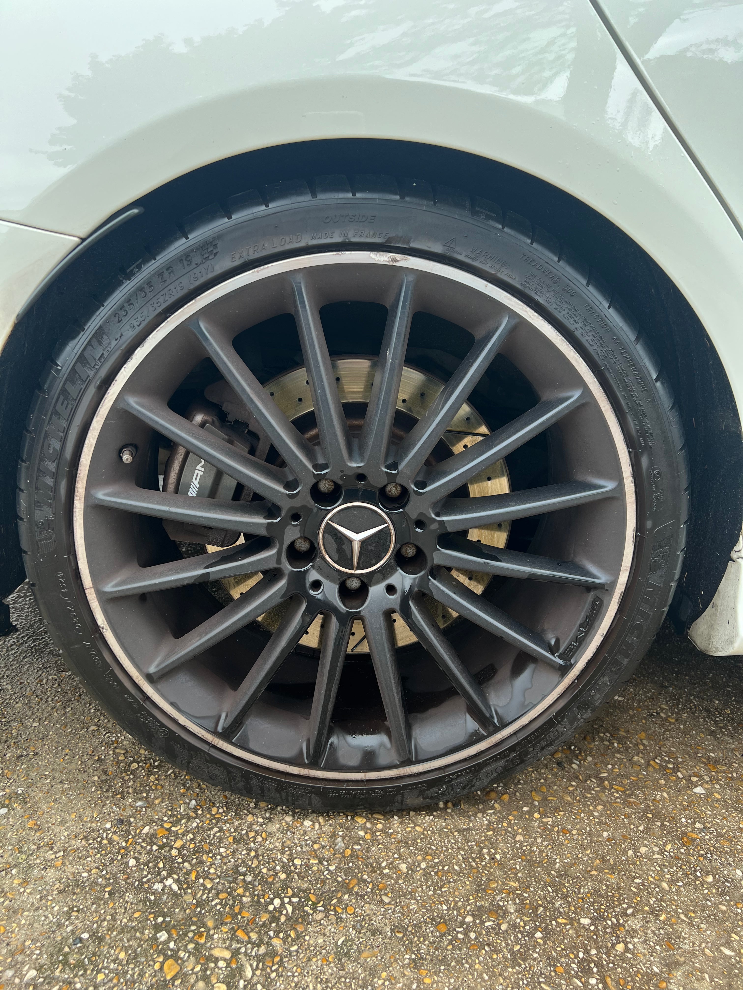 Mercedes Classe Cla SHOOTING BRAKE 2.0 45AMG 380ch 4MATIC SPEEDSHIFT-DCT BVA Mercedes Classe Cla SHOOTING BRAKE 2.0 45AMG 380ch 4MATIC SPEEDSHIFT-DCT BVA