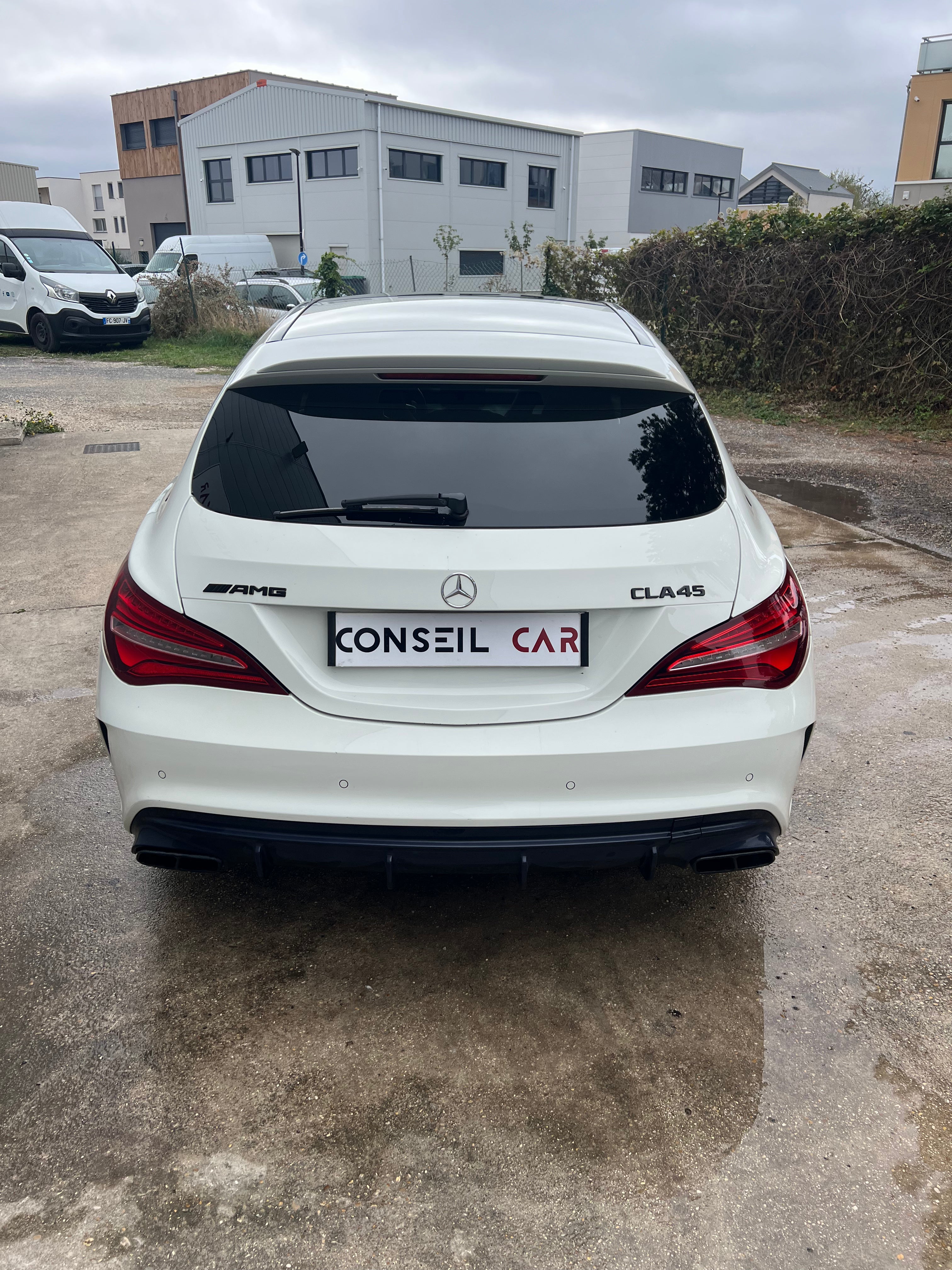 Mercedes Classe Cla SHOOTING BRAKE 2.0 45AMG 380ch 4MATIC SPEEDSHIFT-DCT BVA Mercedes Classe Cla SHOOTING BRAKE 2.0 45AMG 380ch 4MATIC SPEEDSHIFT-DCT BVA