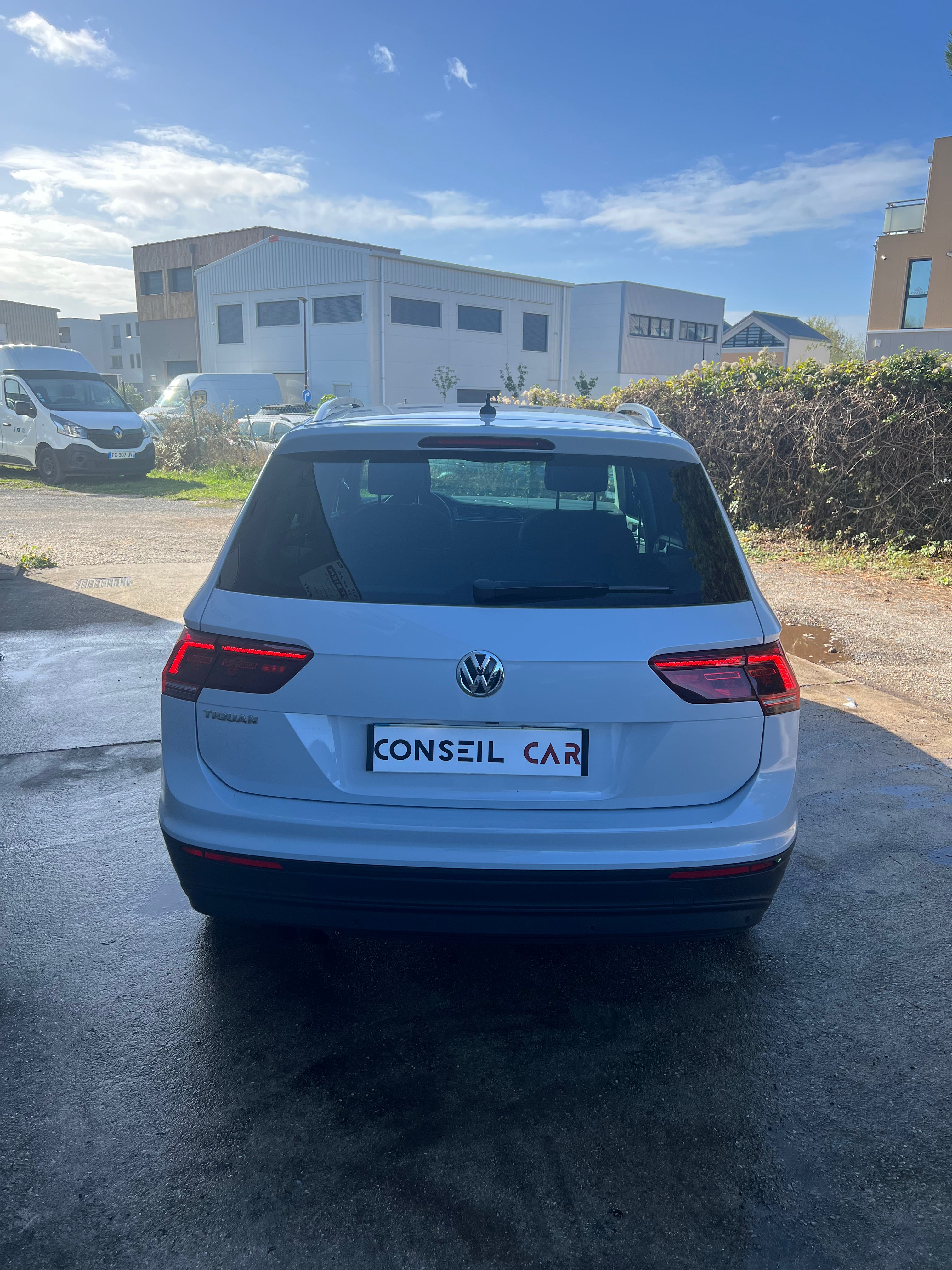Volkswagen Tiguan 1.4 TSI 125 BLUEMOTION SOUND Volkswagen Tiguan 1.4 TSI 125 BLUEMOTION SOUND