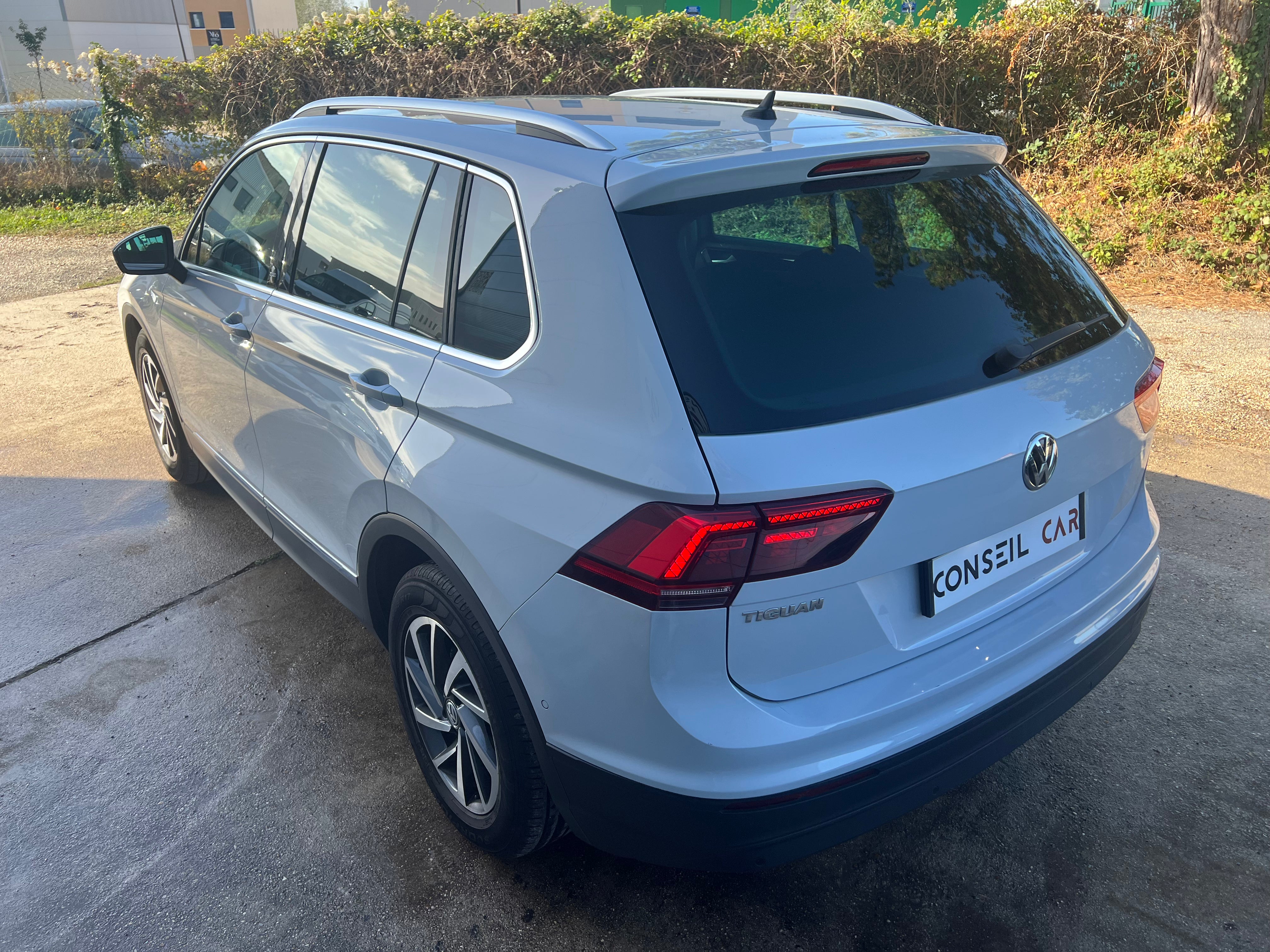 Volkswagen Tiguan 1.4 TSI 125 BLUEMOTION SOUND Volkswagen Tiguan 1.4 TSI 125 BLUEMOTION SOUND
