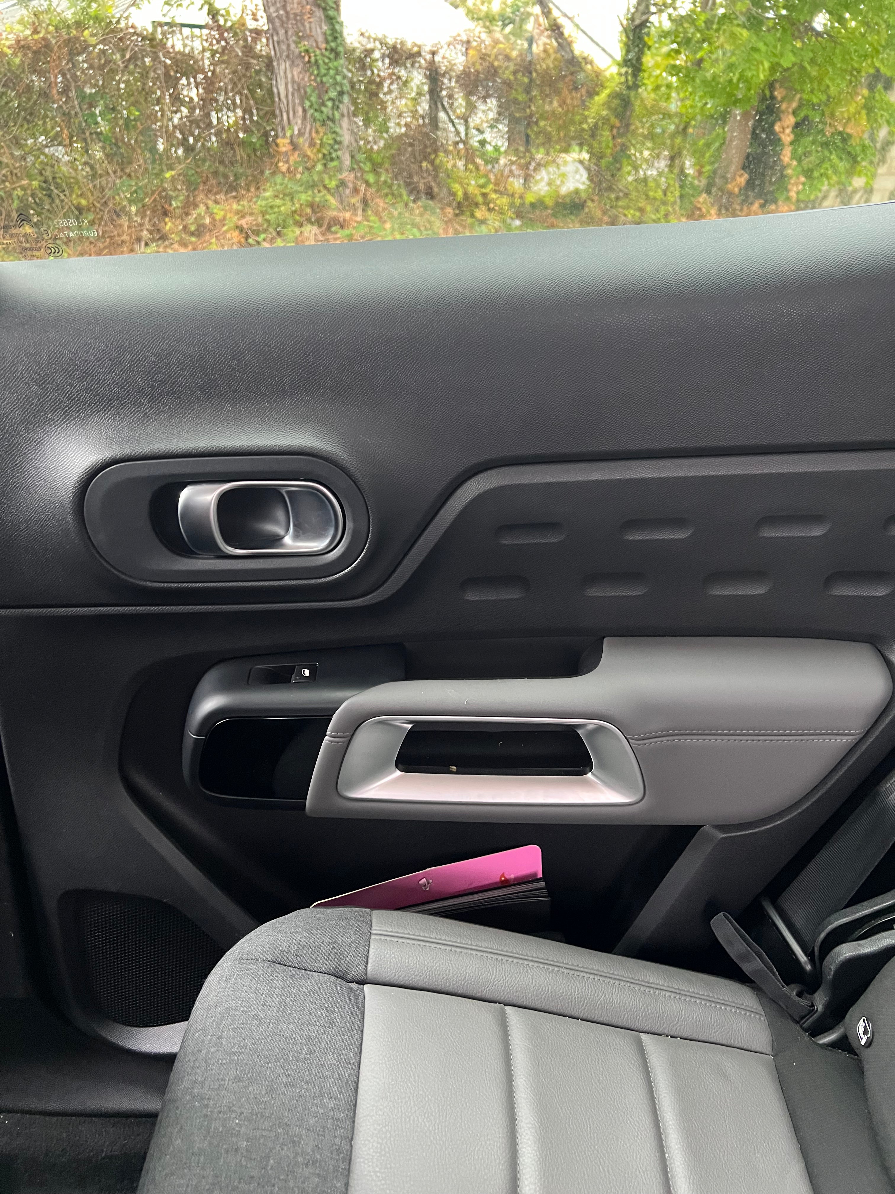 Citroen C5 Aircross 1.6 PURETECH 180 FEEL EAT BVA START-STOP Citroen C5 Aircross 1.6 PURETECH 180 FEEL EAT BVA START-STOP