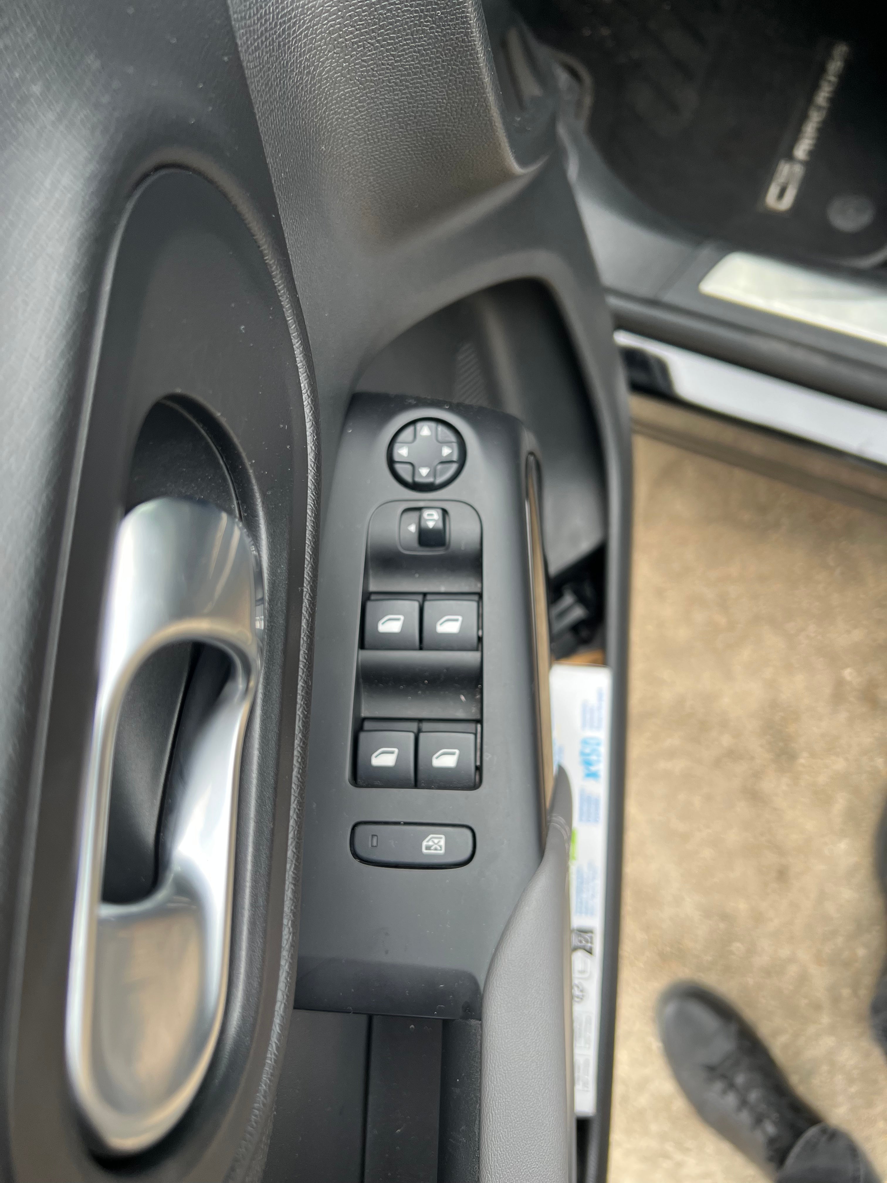Citroen C5 Aircross 1.6 PURETECH 180 FEEL EAT BVA START-STOP Citroen C5 Aircross 1.6 PURETECH 180 FEEL EAT BVA START-STOP