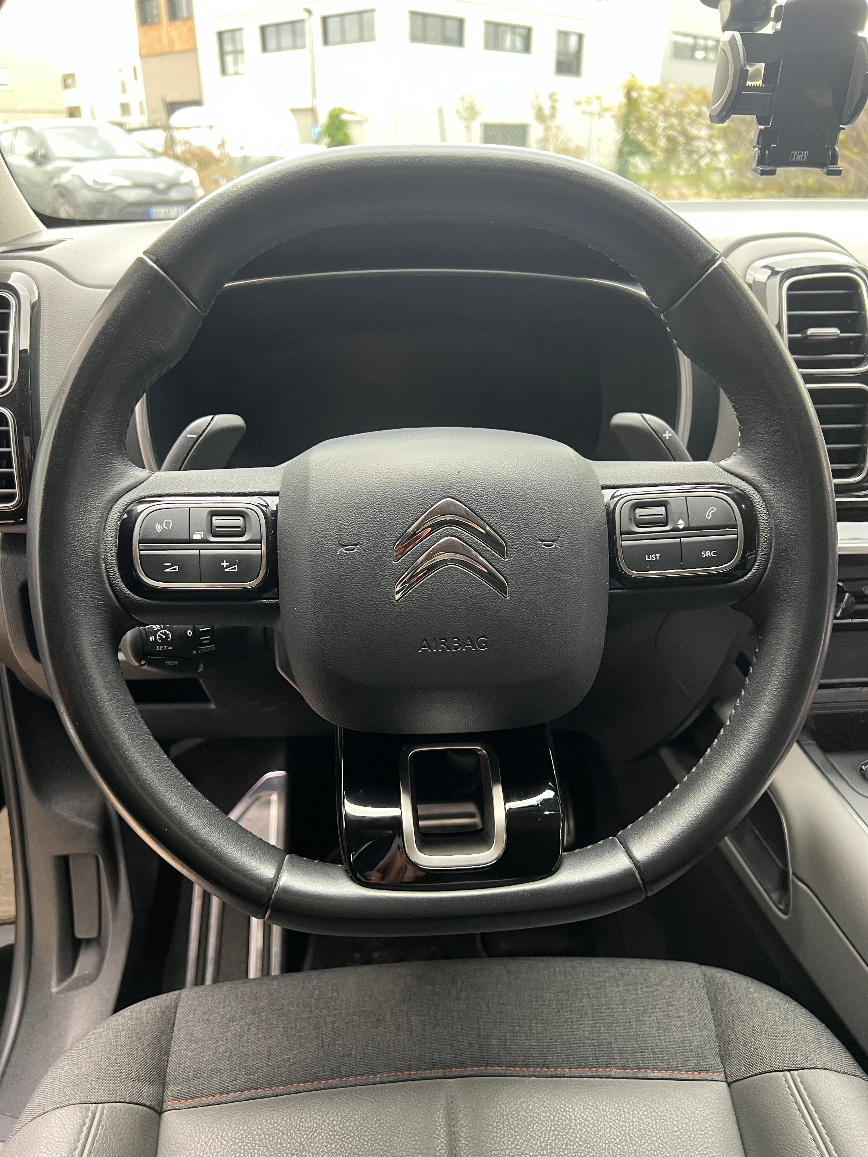 Citroen C5 Aircross 1.6 PURETECH 180 FEEL EAT BVA START-STOP Citroen C5 Aircross 1.6 PURETECH 180 FEEL EAT BVA START-STOP