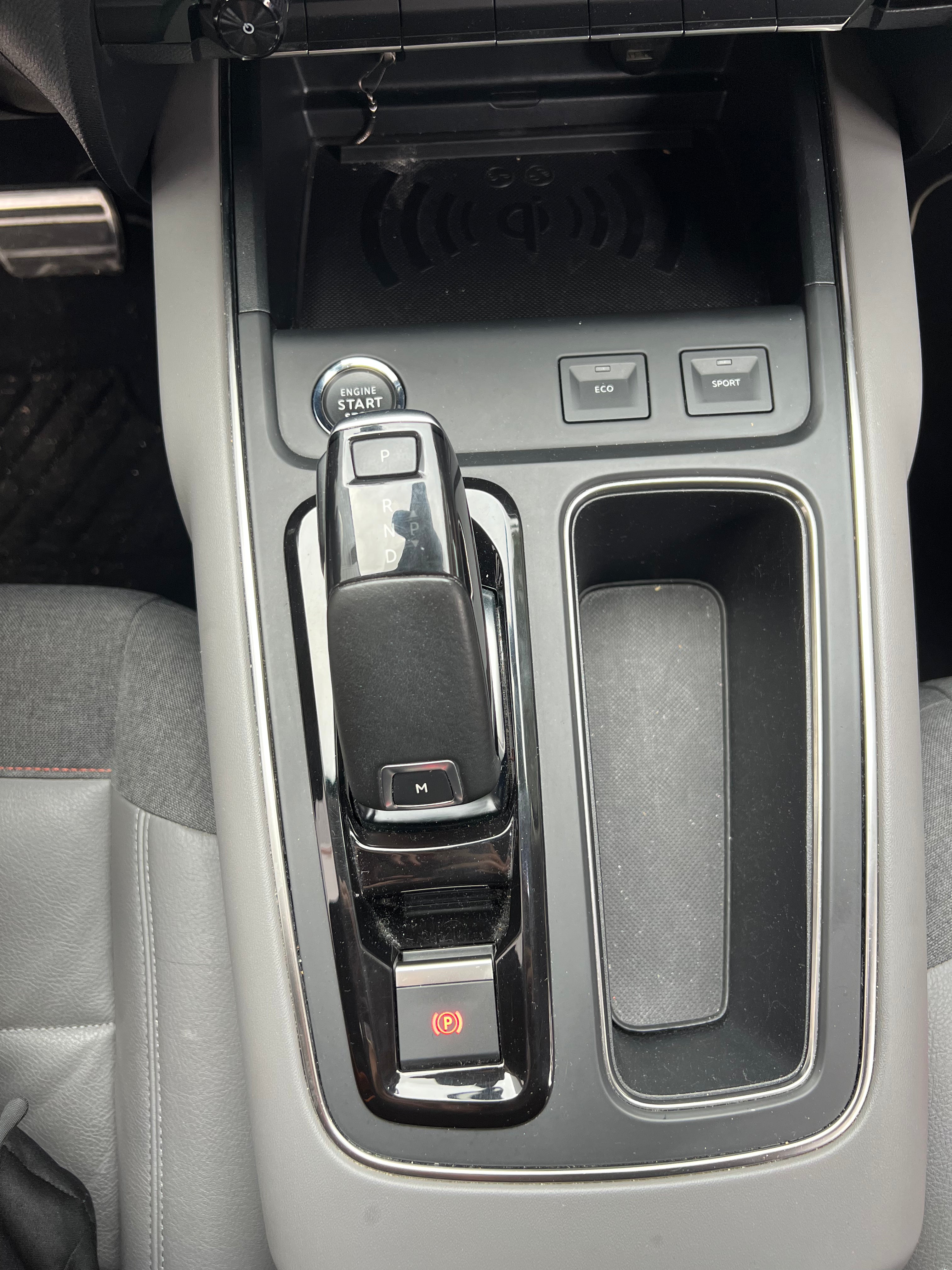 Citroen C5 Aircross 1.6 PURETECH 180 FEEL EAT BVA START-STOP Citroen C5 Aircross 1.6 PURETECH 180 FEEL EAT BVA START-STOP