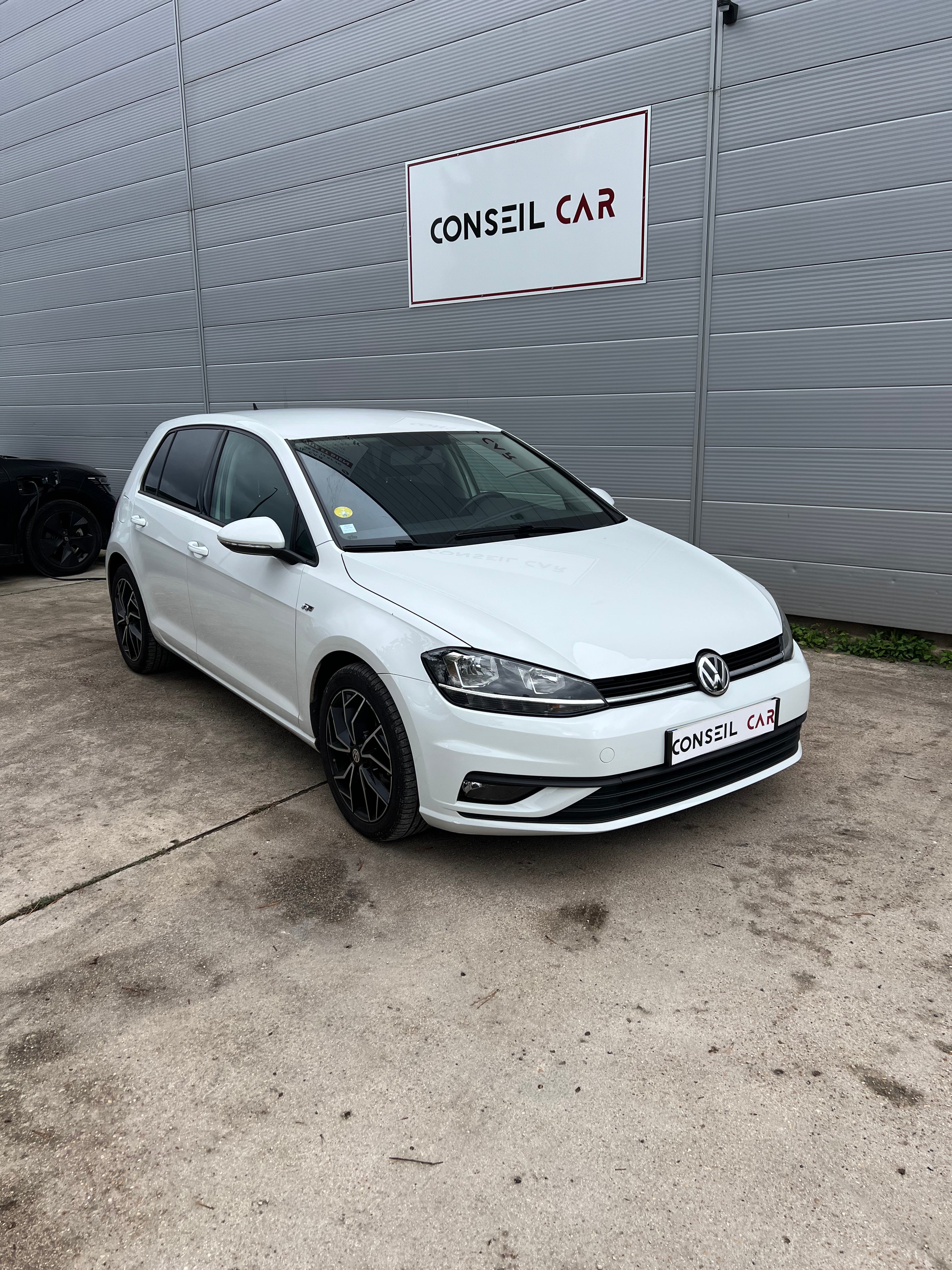 Volkswagen Golf 7 1.6 TDI 115 BLUEMOTION BUSINESS Volkswagen Golf 7 1.6 TDI 115 BLUEMOTION BUSINESS