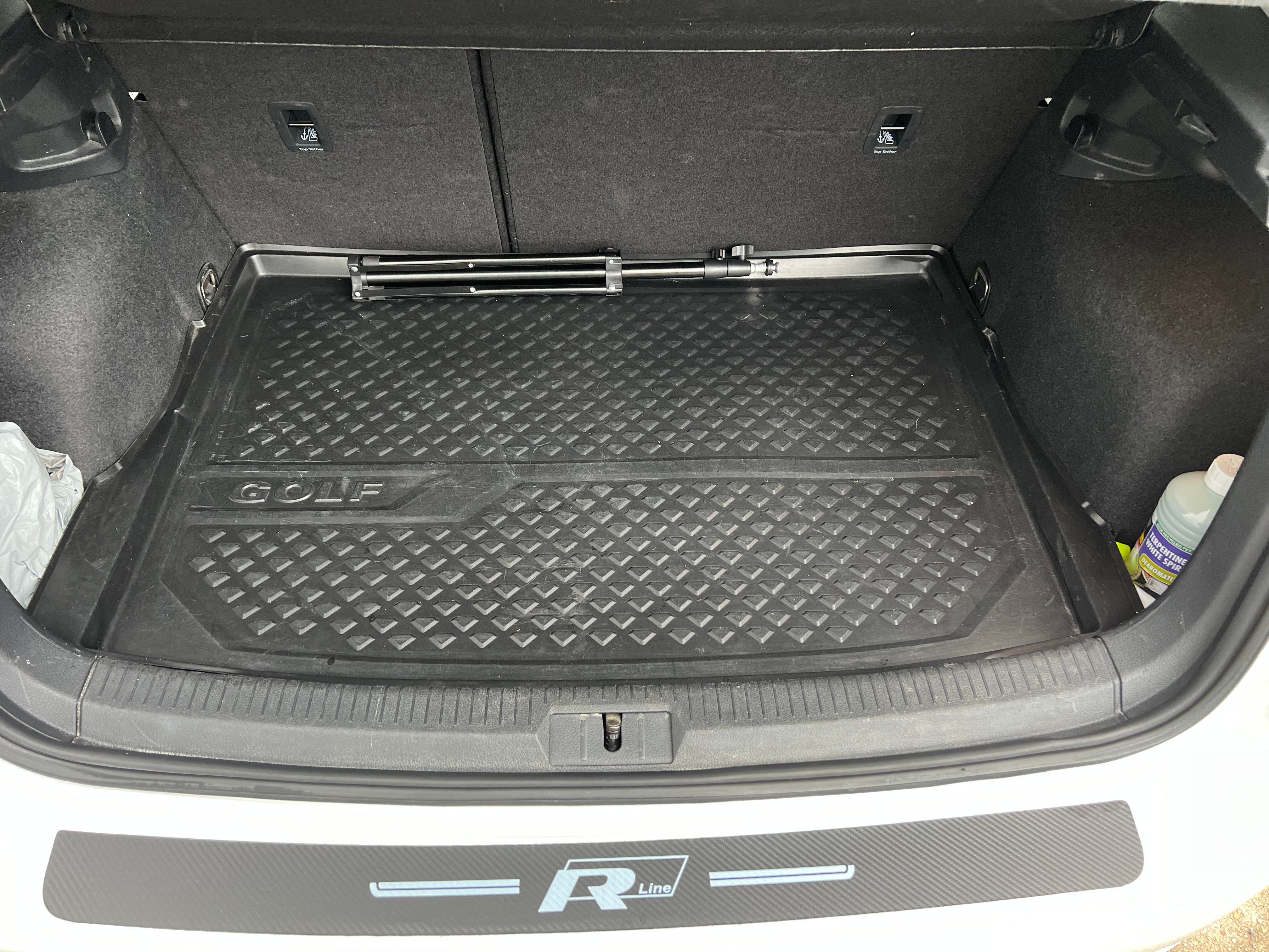 Volkswagen Golf 7 1.6 TDI 115 BLUEMOTION BUSINESS Volkswagen Golf 7 1.6 TDI 115 BLUEMOTION BUSINESS