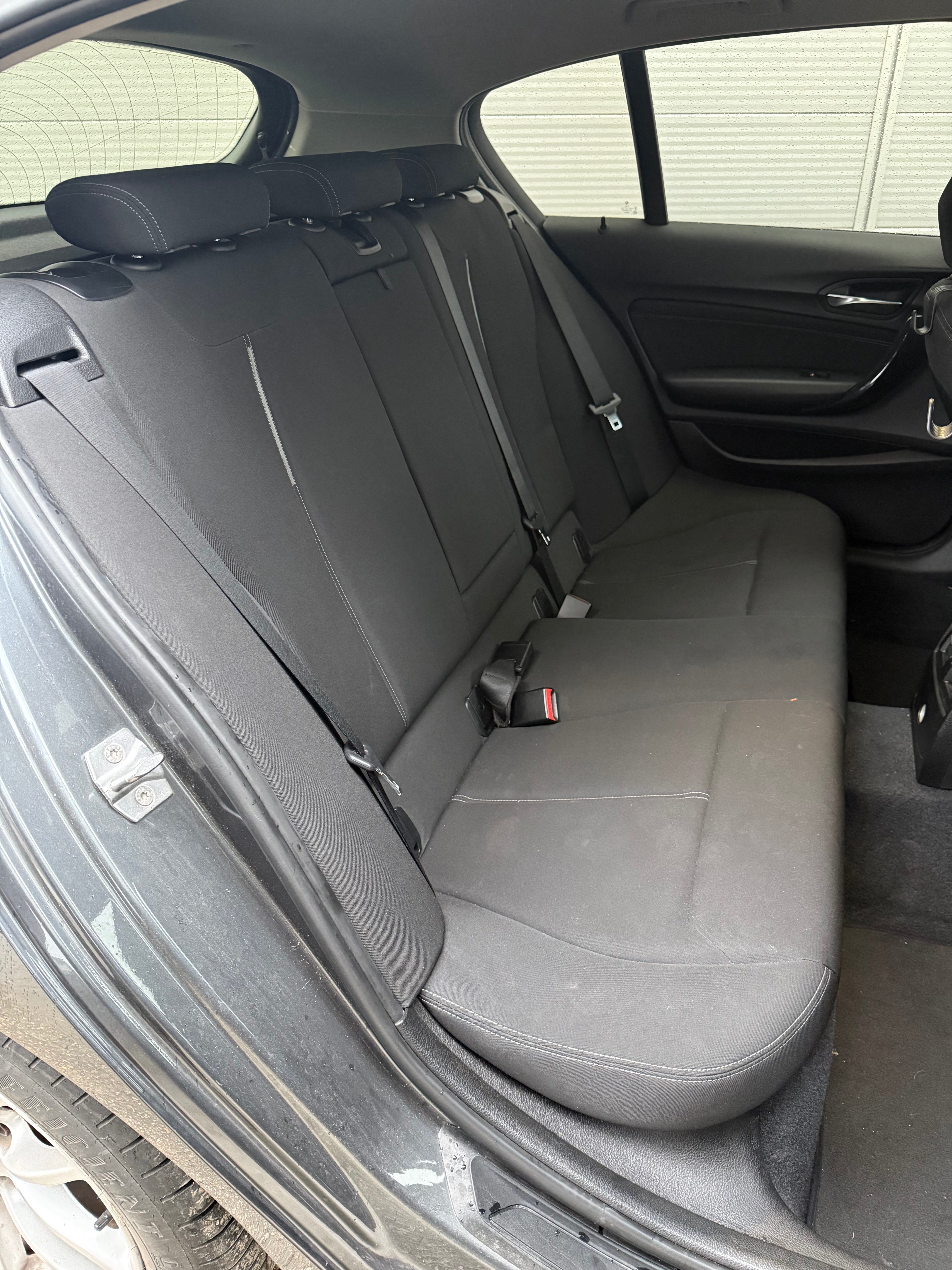 BMW Série 1 116D 1.6 116cv BMW Série 1 116D 1.6 116cv