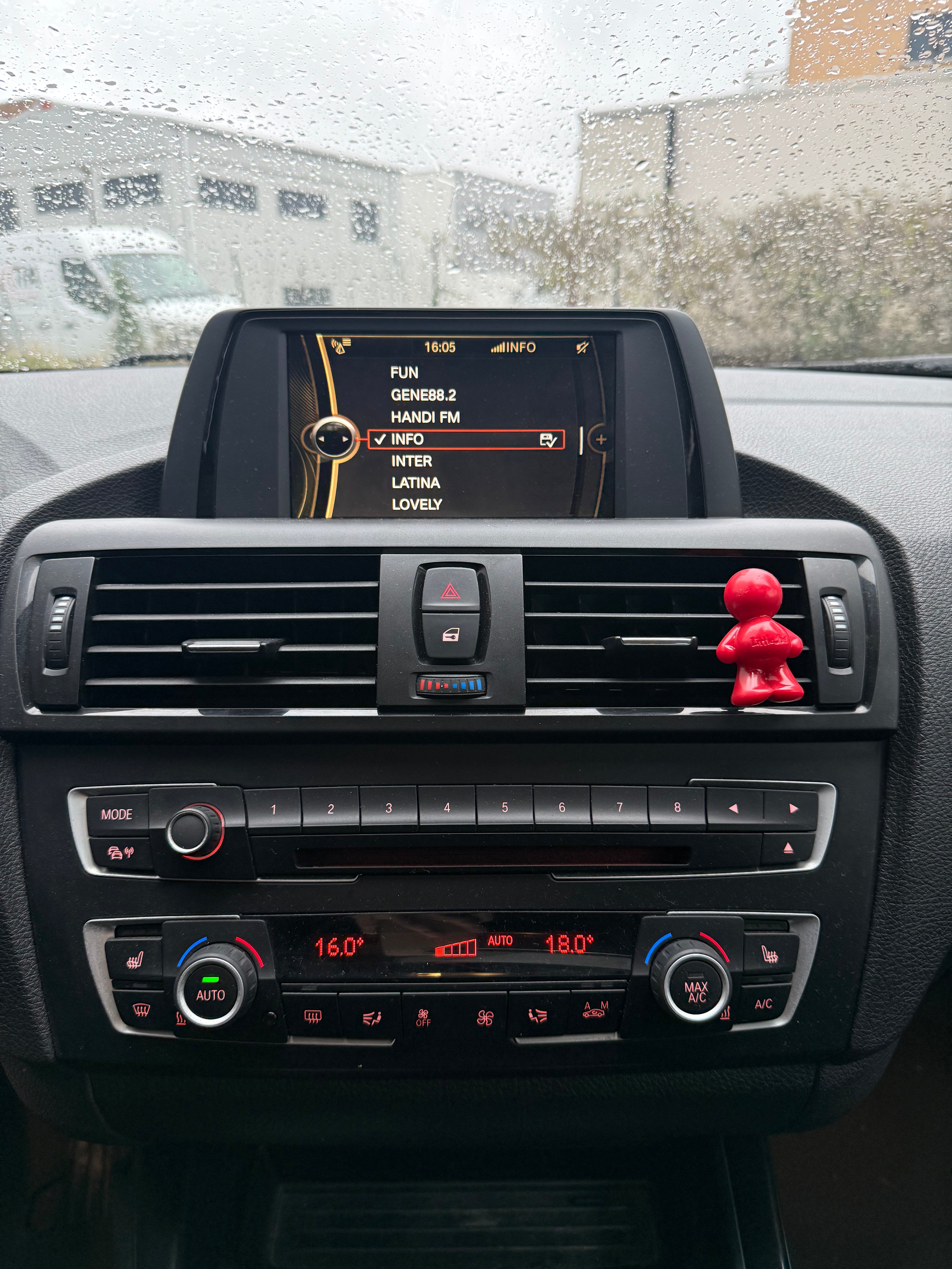 BMW Série 1 116D 1.6 116cv BMW Série 1 116D 1.6 116cv