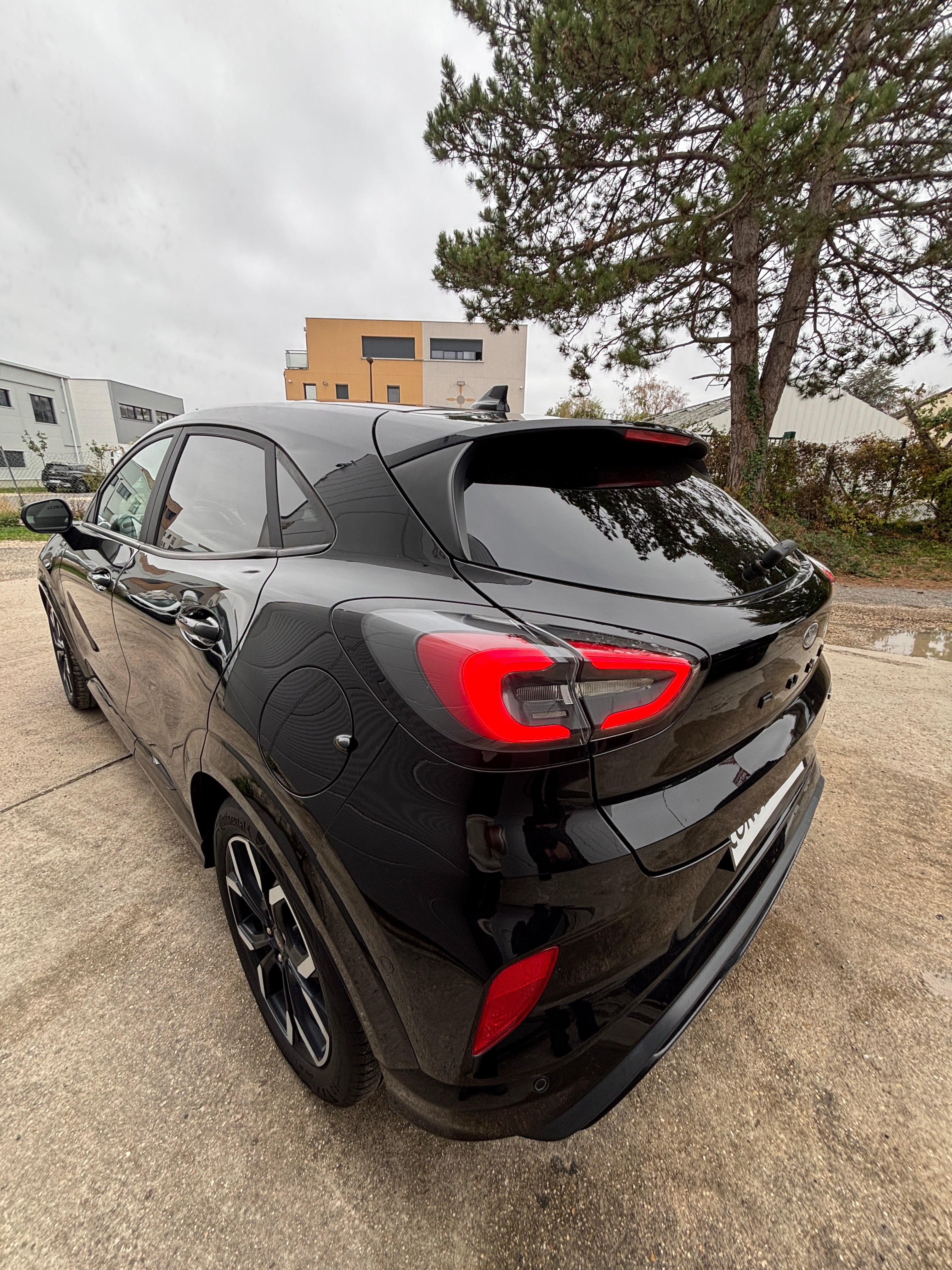 Ford Puma 1.0 EcoBoost Hybrid MHEV ST-Line 125CH Ford Puma 1.0 EcoBoost Hybrid MHEV ST-Line 125CH
