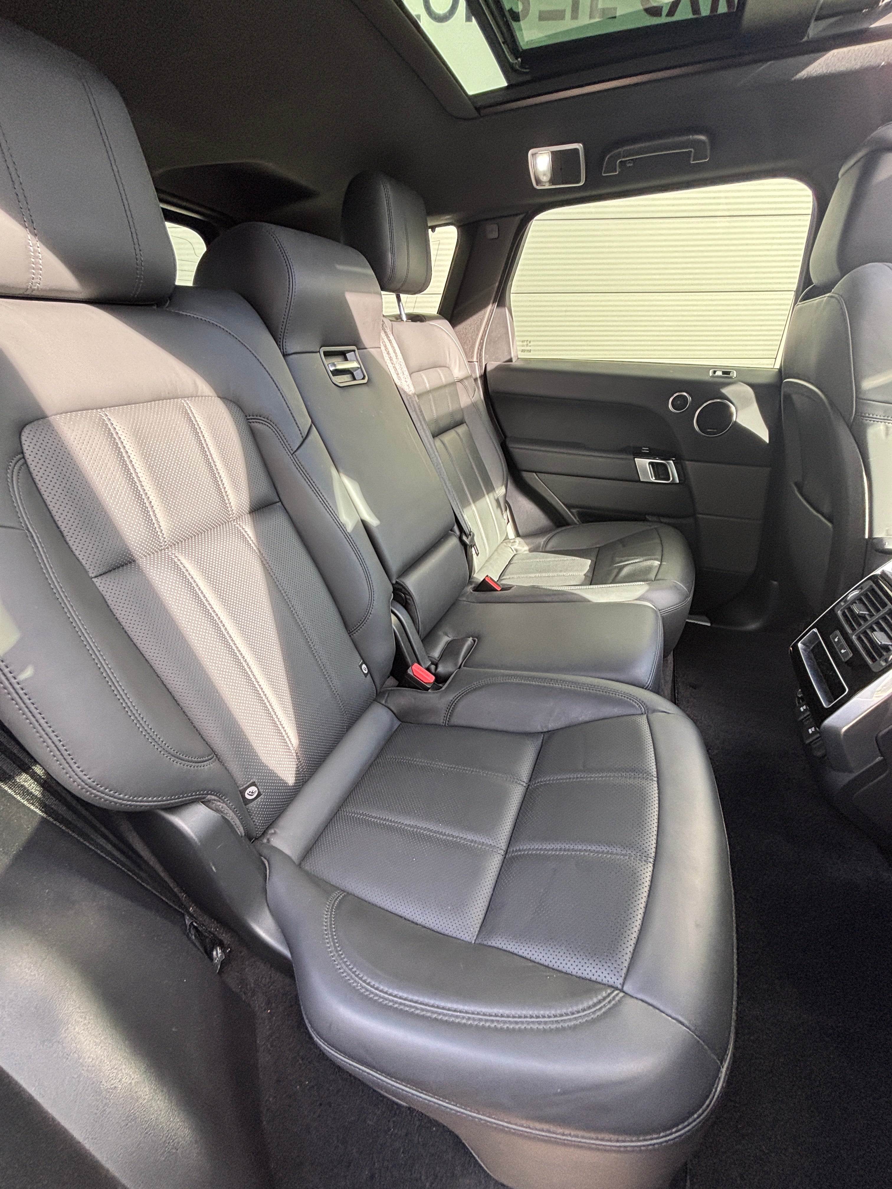 LAND ROVER RANGE ROVER 2.0 P400e SPORT HSE 404 LAND ROVER RANGE ROVER 2.0 P400e SPORT HSE 404