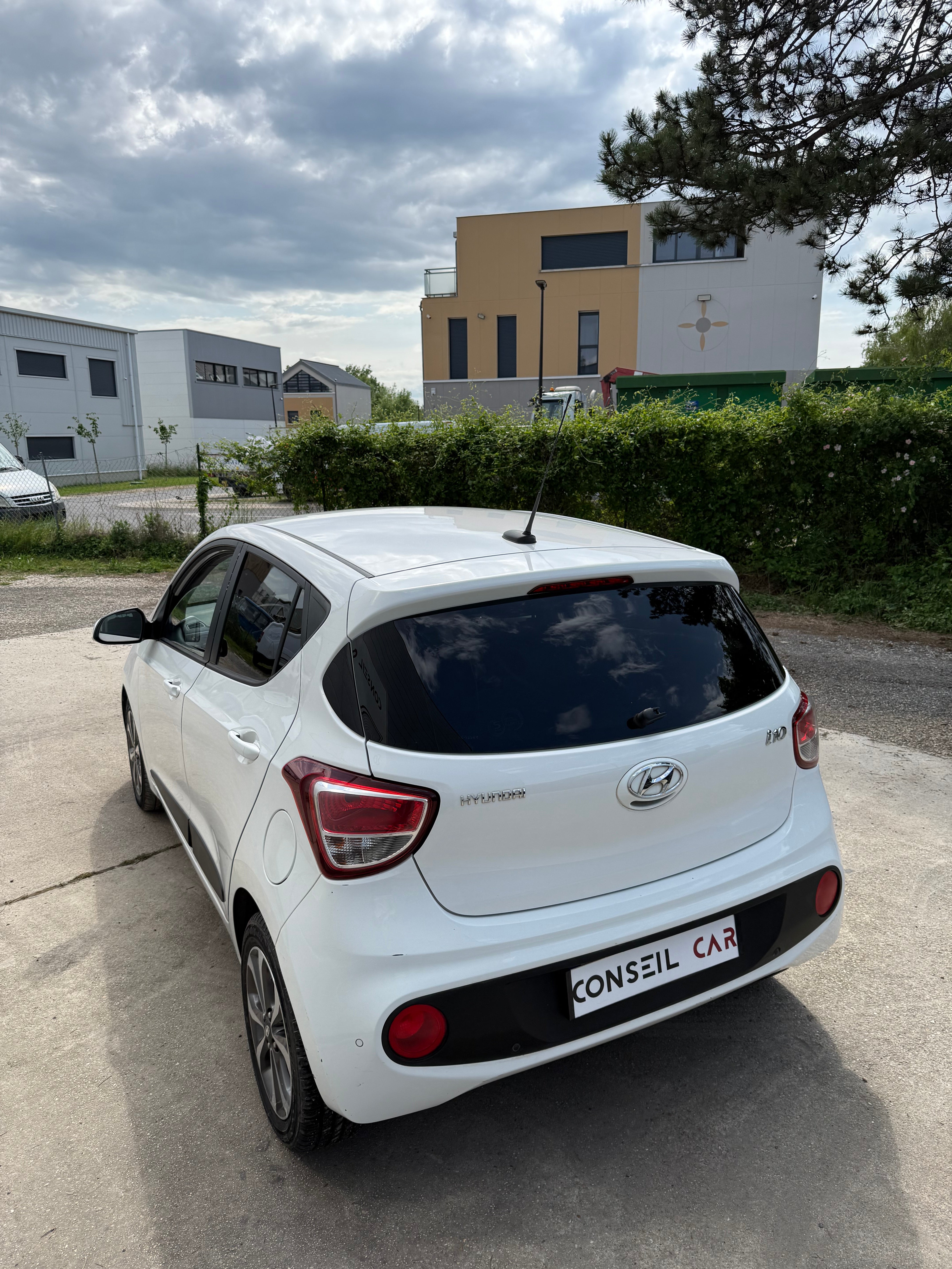 Hyundai i10 1.2 85CH BVA Hyundai i10 1.2 85CH BVA