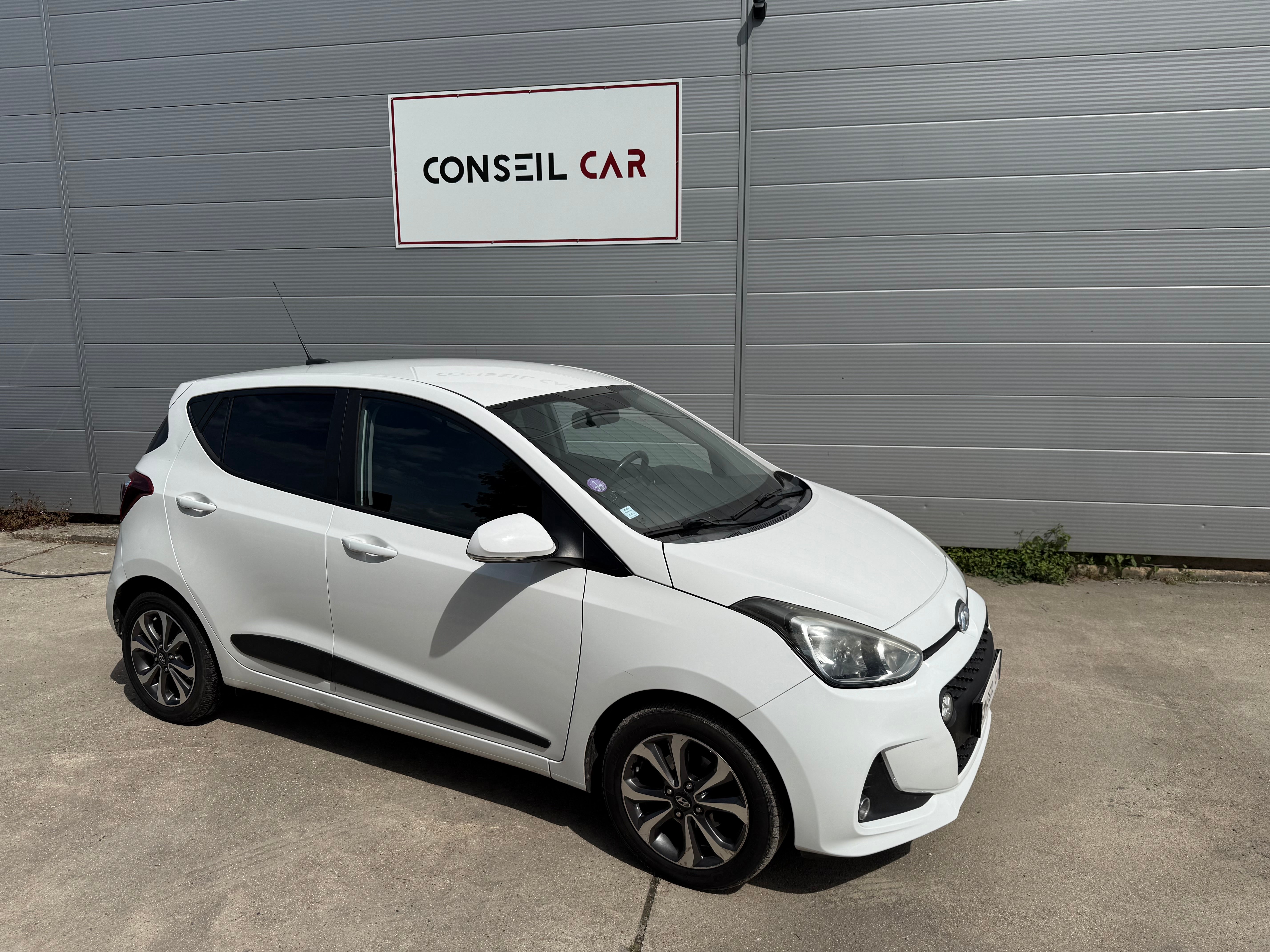 Hyundai i10 1.2 85CH BVA Hyundai i10 1.2 85CH BVA