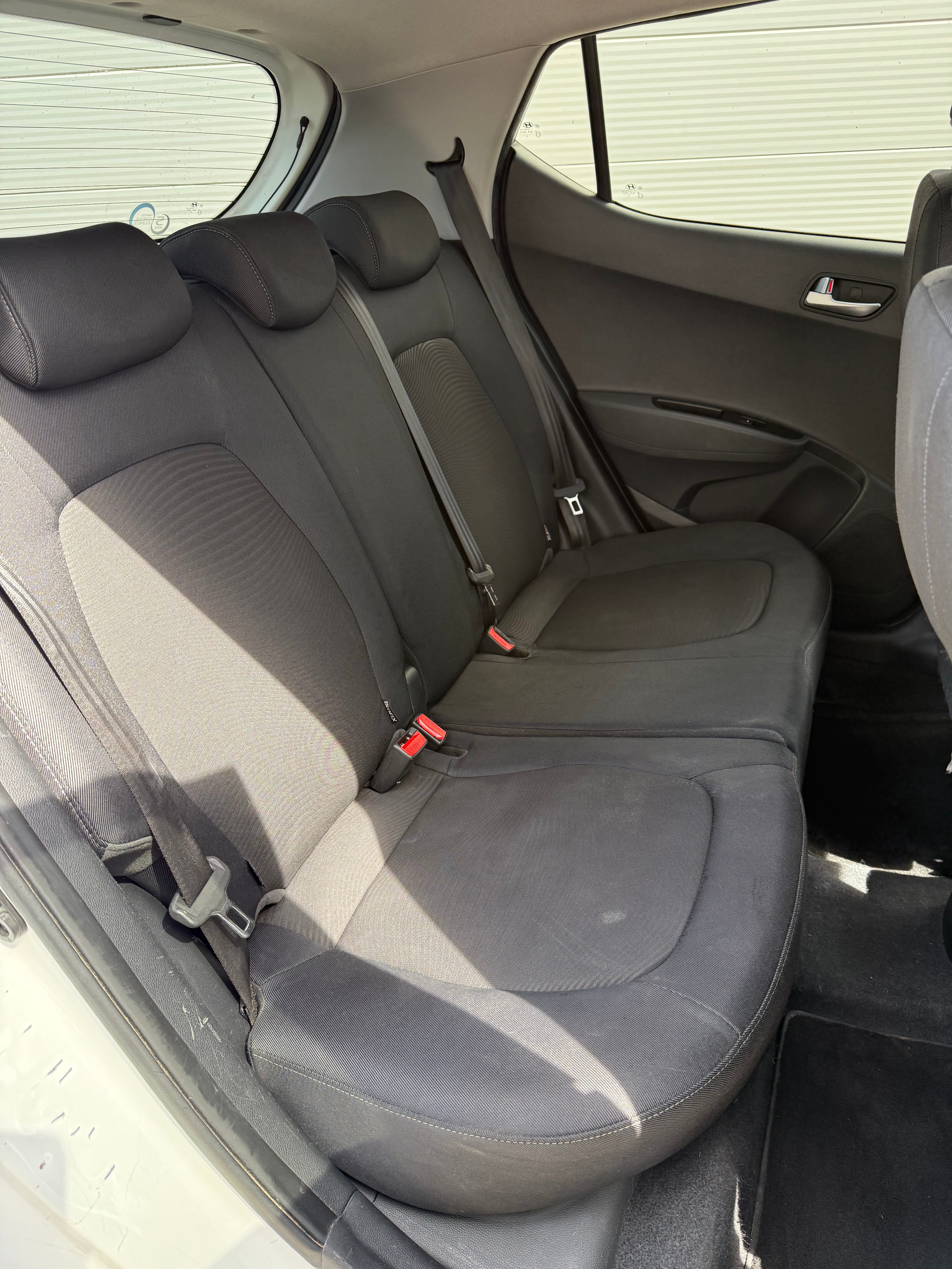 Hyundai i10 1.2 85CH BVA Hyundai i10 1.2 85CH BVA