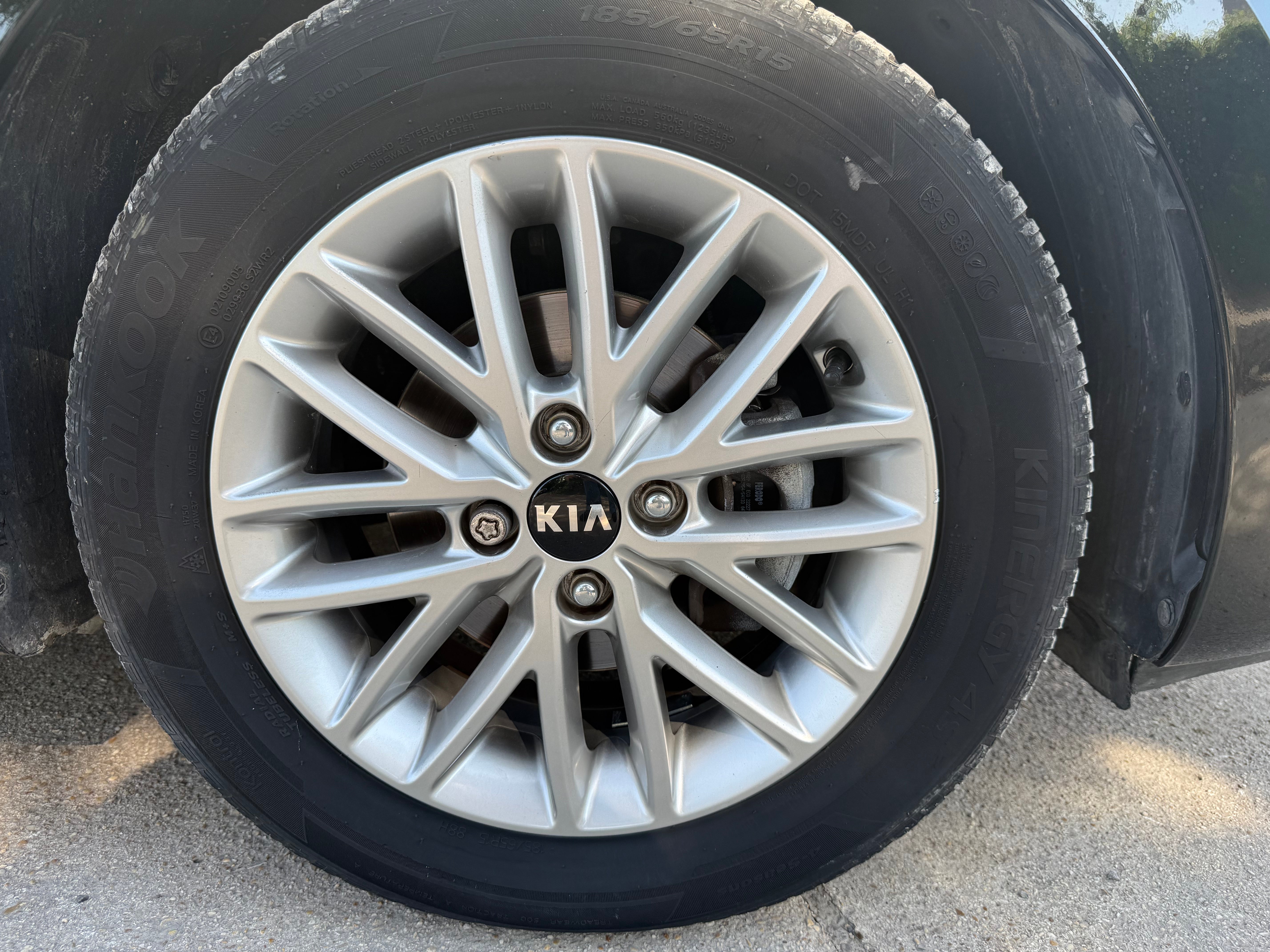 Kia Rio 1.4 MPI 100CH BVA Kia Rio 1.4 MPI 100CH BVA