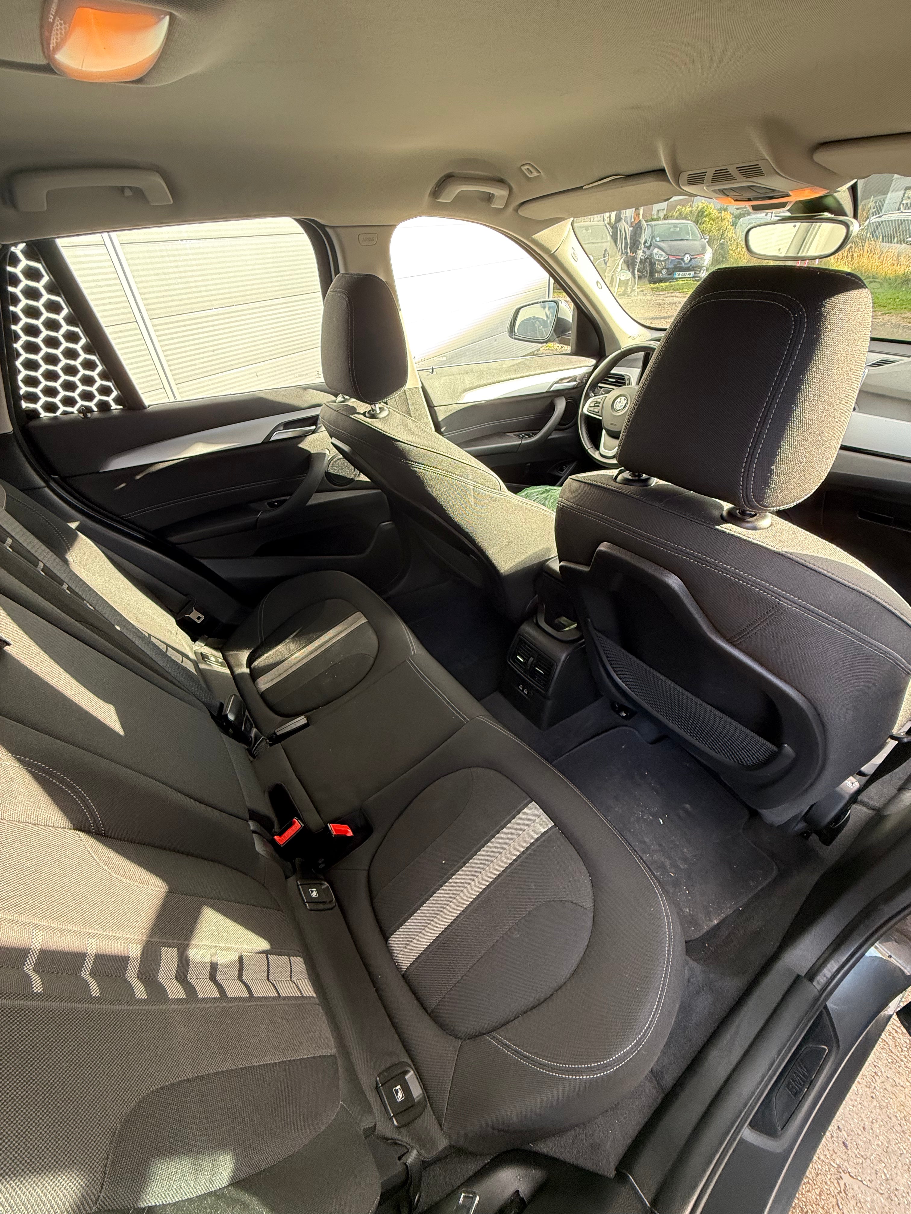 BMW X1 1.8 D 150 BUSINESS DESIGN SDRIVE BMW X1 1.8 D 150 BUSINESS DESIGN SDRIVE