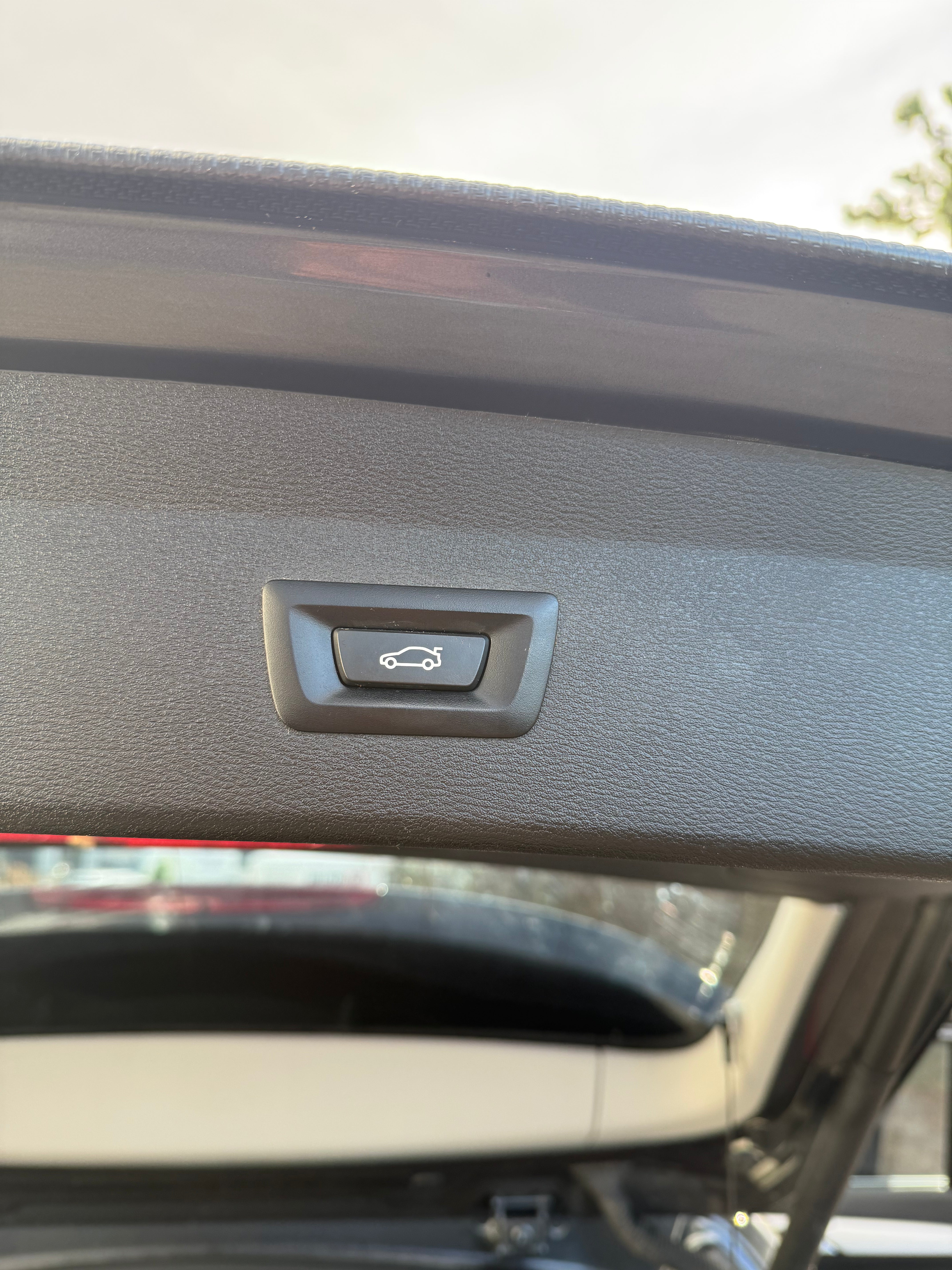 BMW X1 1.8 D 150 BUSINESS DESIGN SDRIVE BMW X1 1.8 D 150 BUSINESS DESIGN SDRIVE