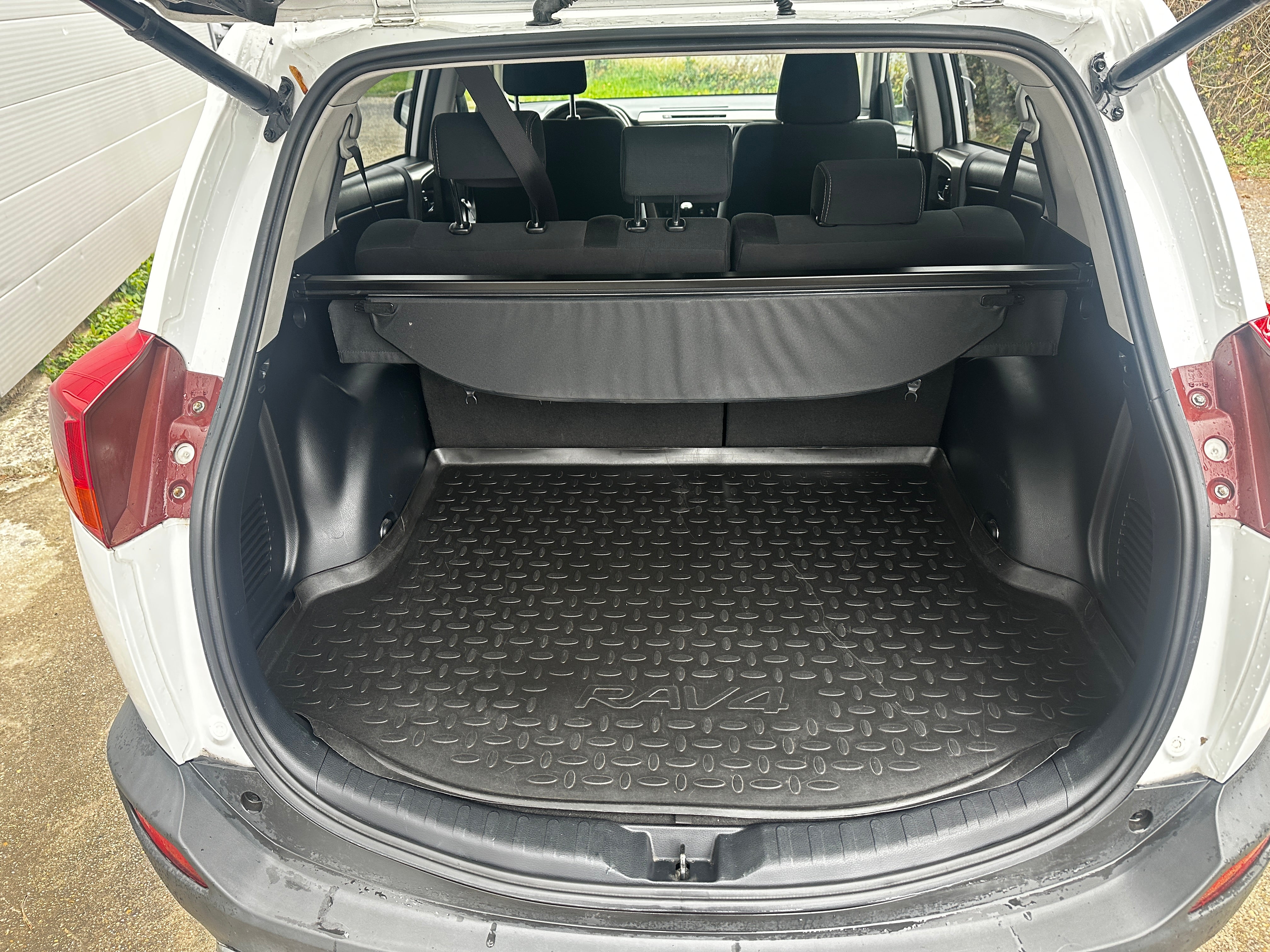 TOYOTA RAV4 2.0 125ch Life édition 4X2 TOYOTA RAV4 2.0 125ch Life édition 4X2