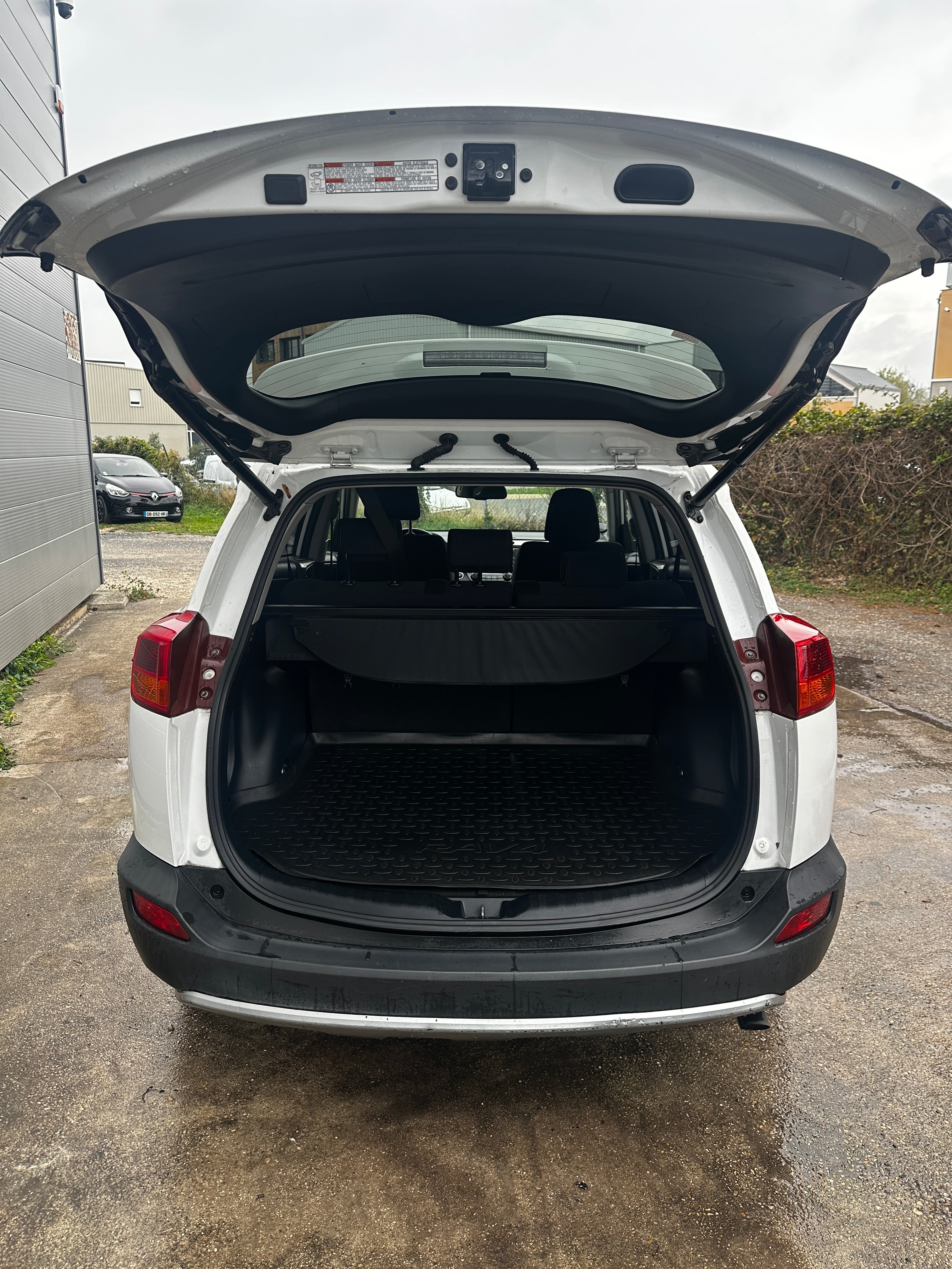 TOYOTA RAV4 2.0 125ch Life édition 4X2 TOYOTA RAV4 2.0 125ch Life édition 4X2