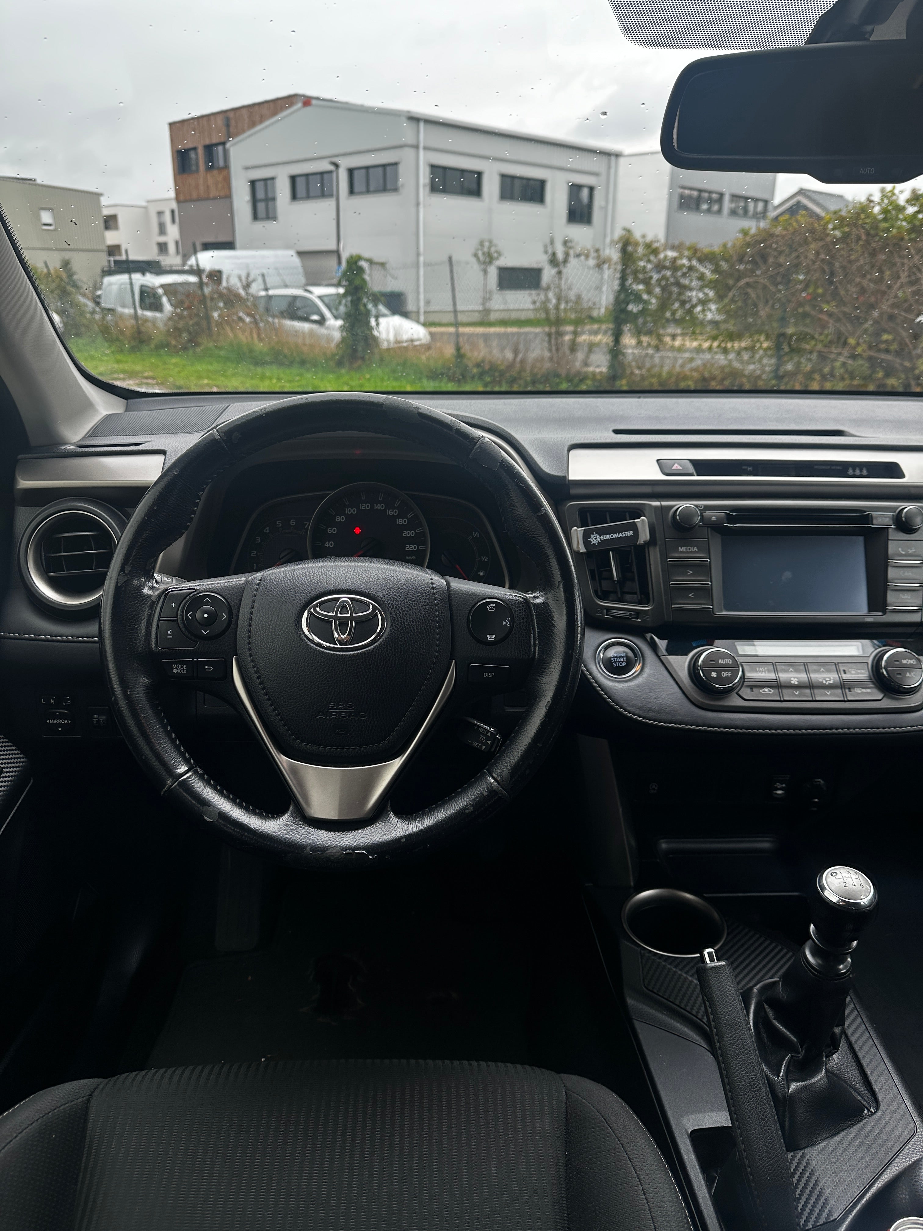 TOYOTA RAV4 2.0 125ch Life édition 4X2 TOYOTA RAV4 2.0 125ch Life édition 4X2