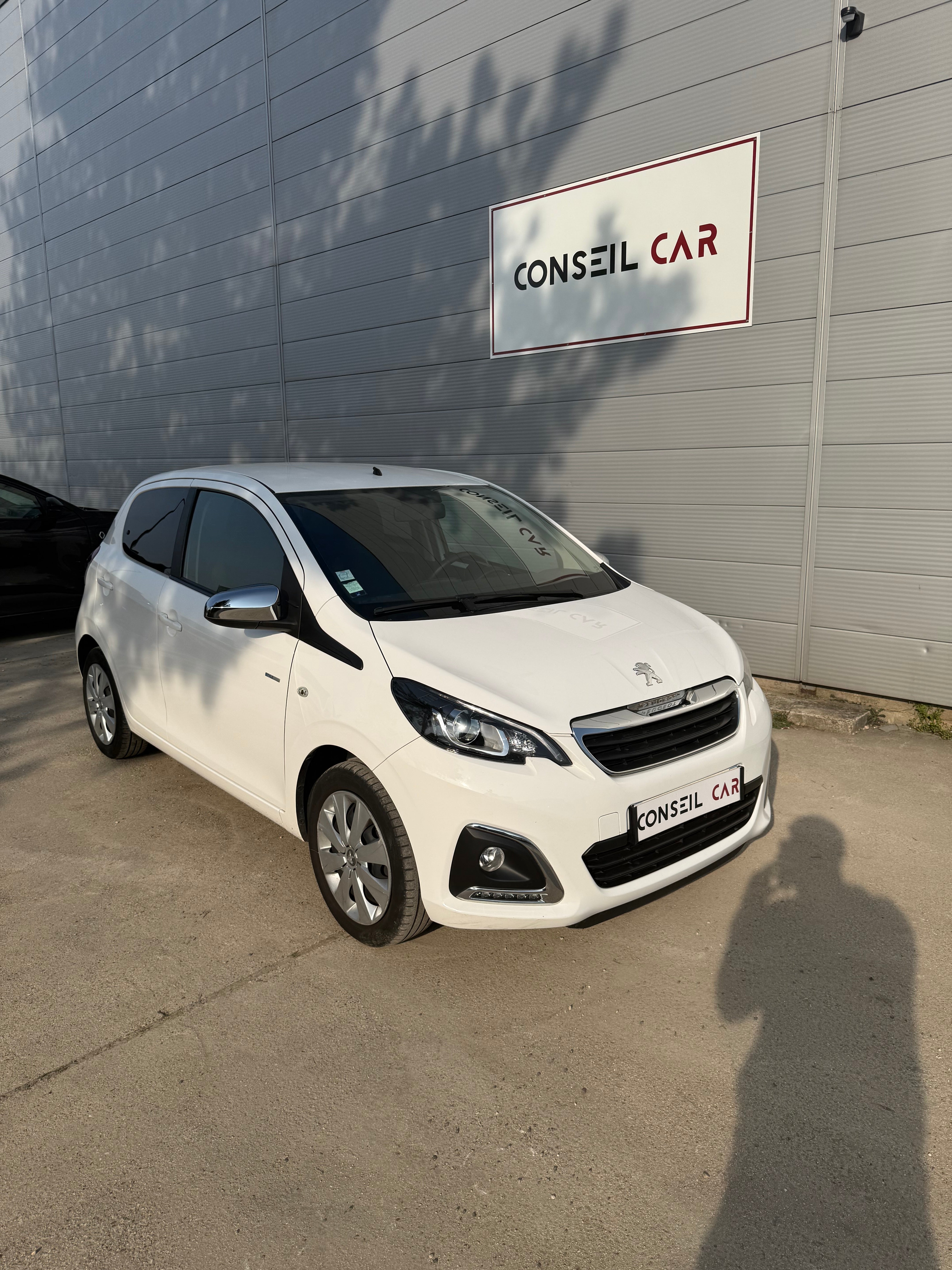 Peugeot 108 1.0 VTi 72ch Style Peugeot 108 1.0 VTi 72ch Style