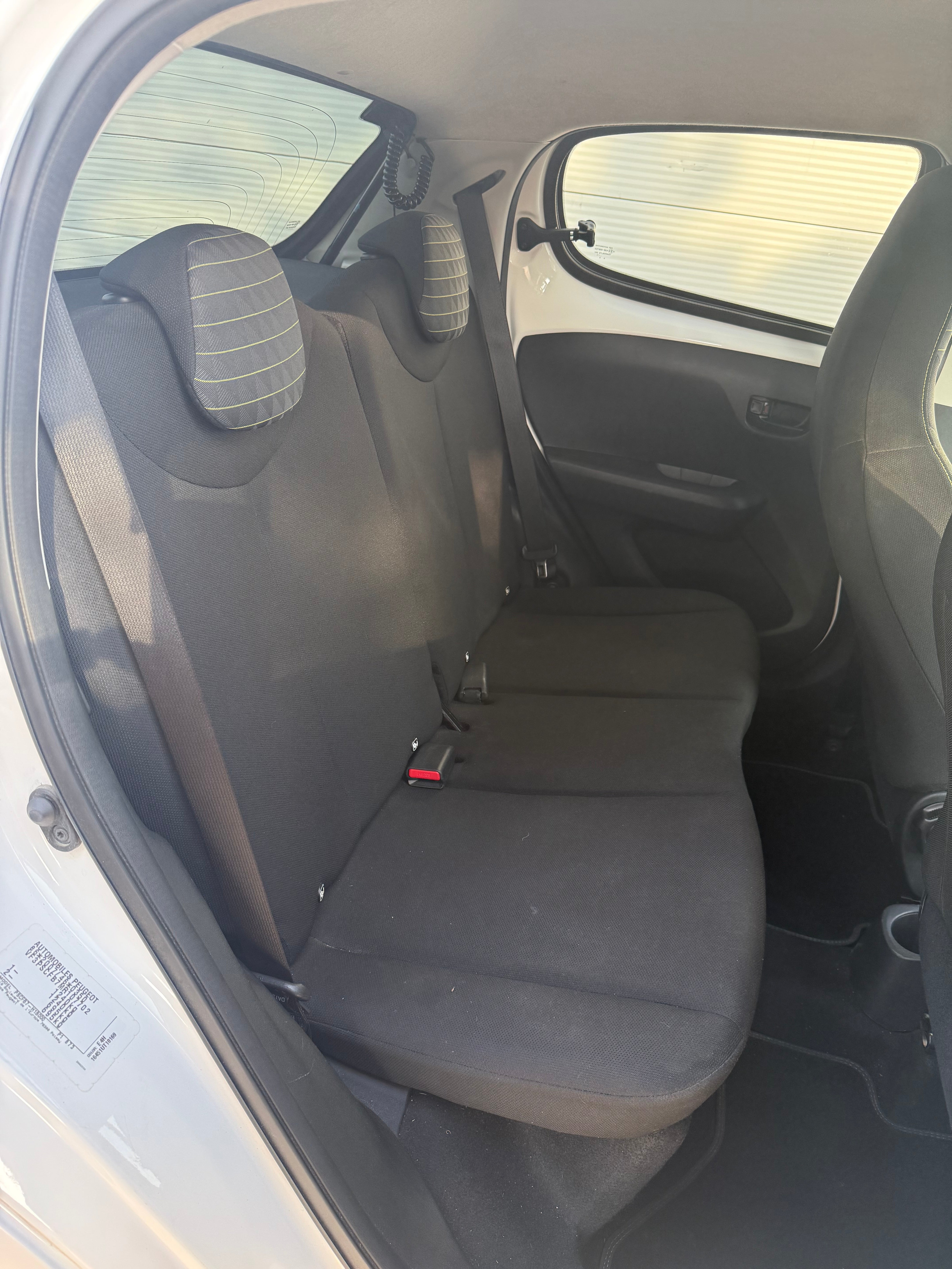 Peugeot 108 1.0 VTi 72ch Style Peugeot 108 1.0 VTi 72ch Style
