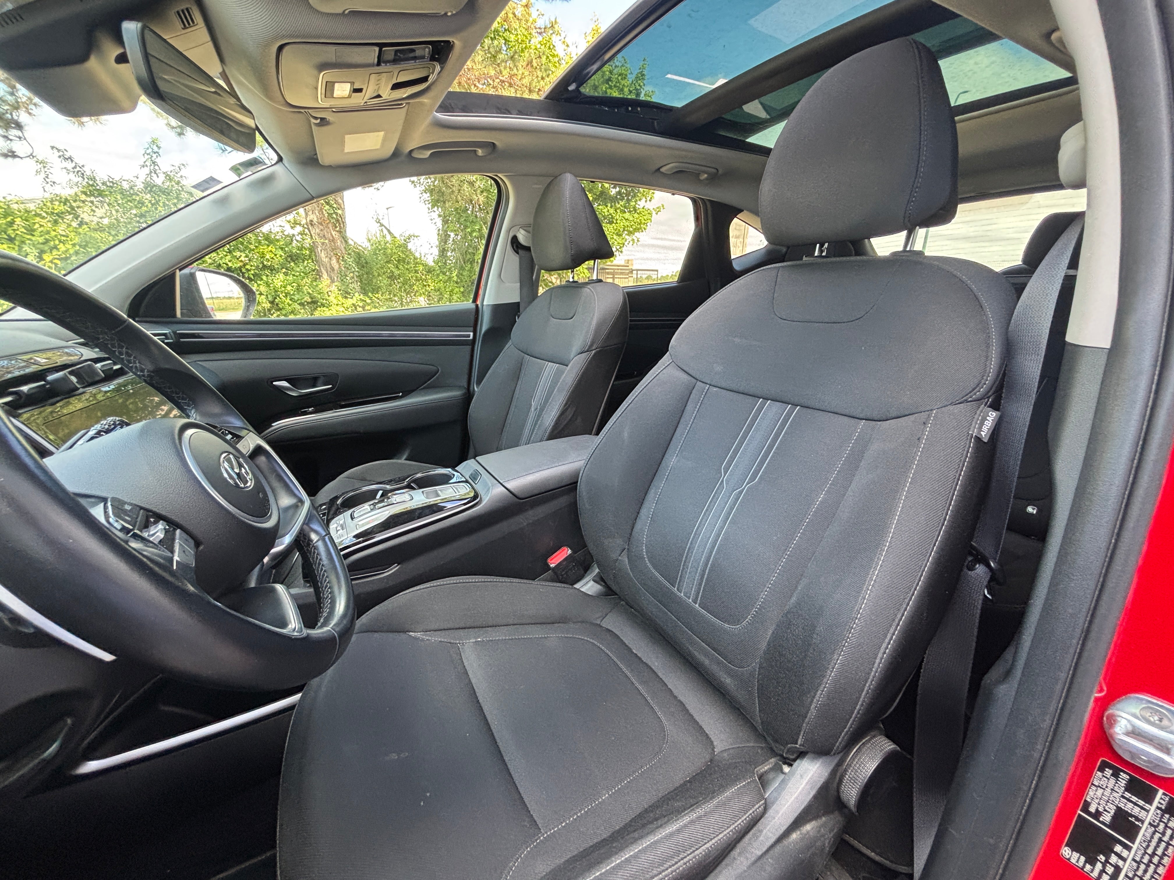 Hyundai Tucson 1.6 T-GDi 230CH HYBRIDE Hyundai Tucson 1.6 T-GDi 230CH HYBRIDE