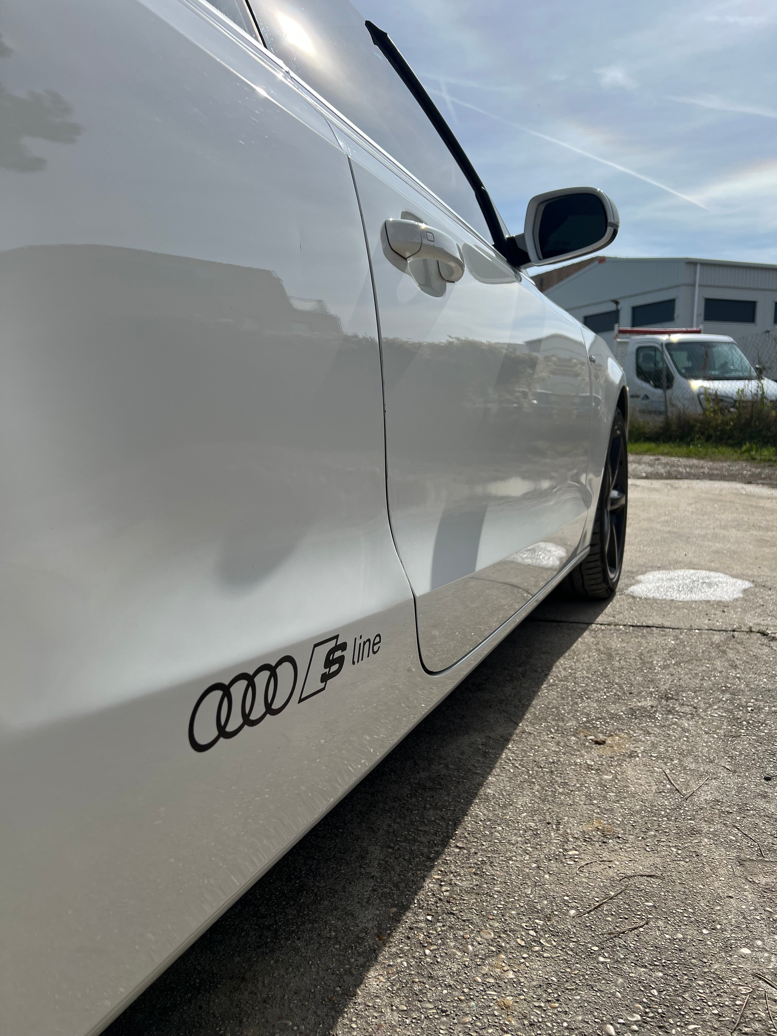 Audi A5 Cabriolet 2.0 TFSI 210 S-LINE Audi A5 Cabriolet 2.0 TFSI 210 S-LINE