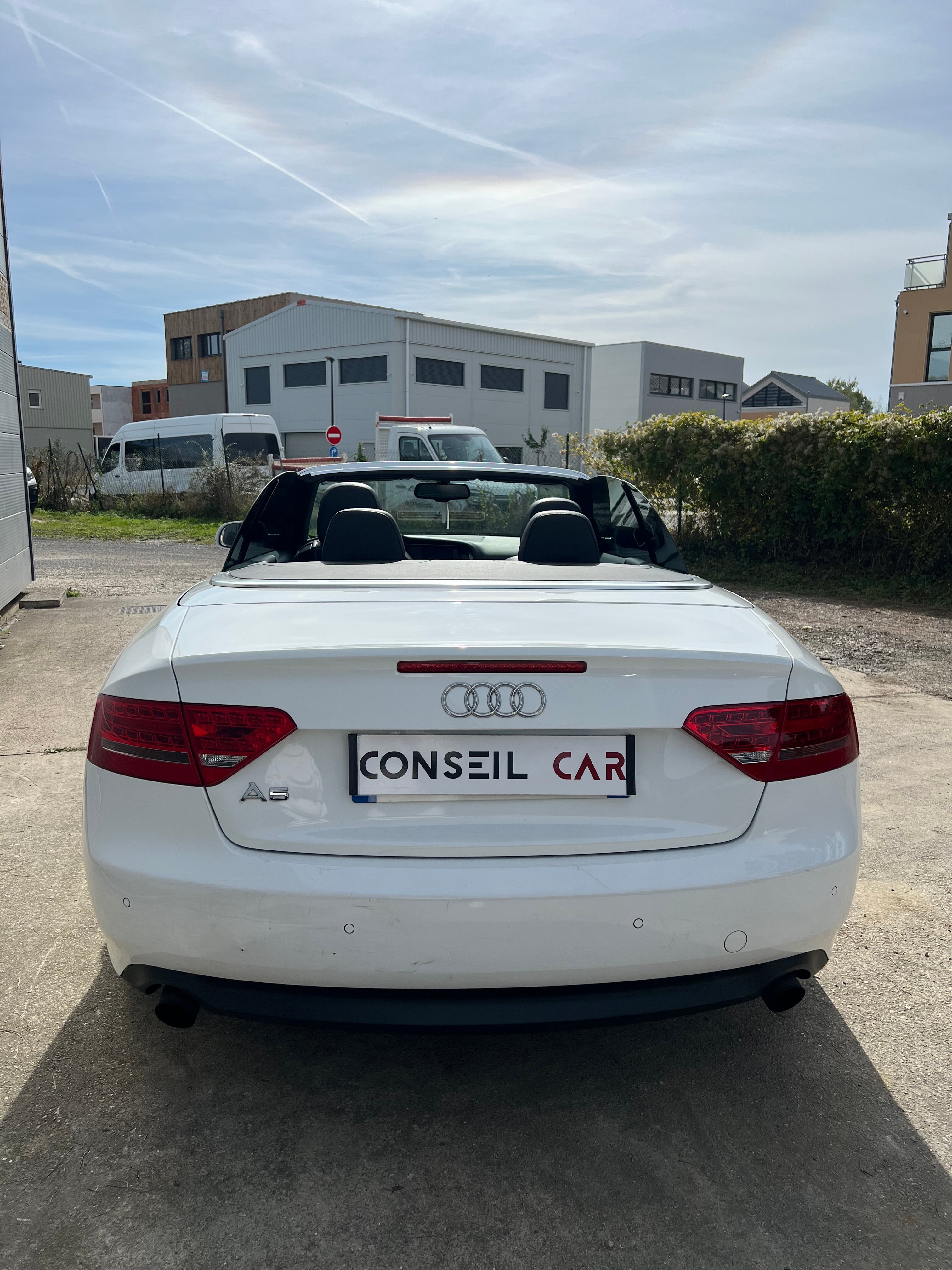 Audi A5 Cabriolet 2.0 TFSI 210 S-LINE Audi A5 Cabriolet 2.0 TFSI 210 S-LINE