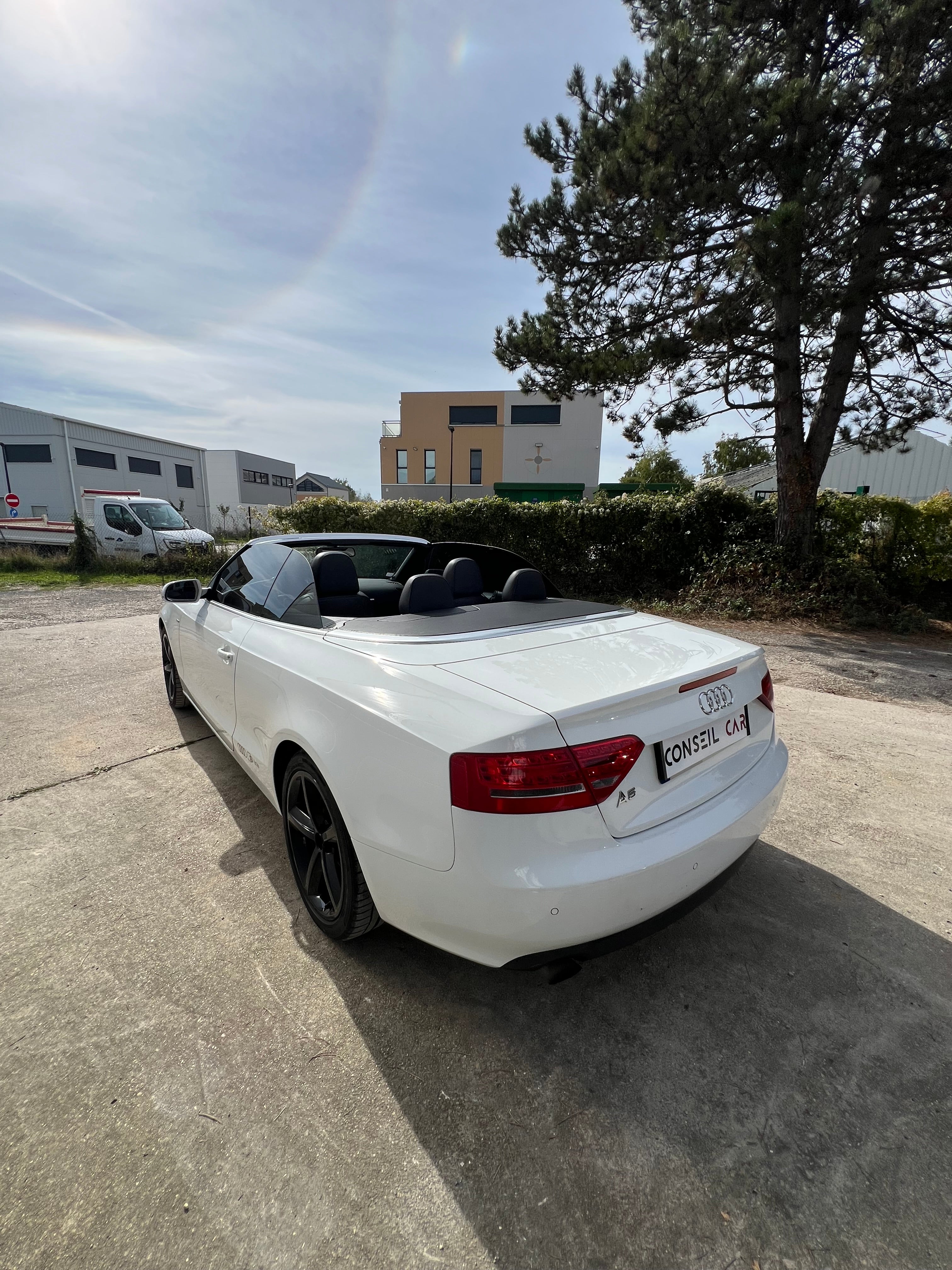 Audi A5 Cabriolet 2.0 TFSI 210 S-LINE Audi A5 Cabriolet 2.0 TFSI 210 S-LINE