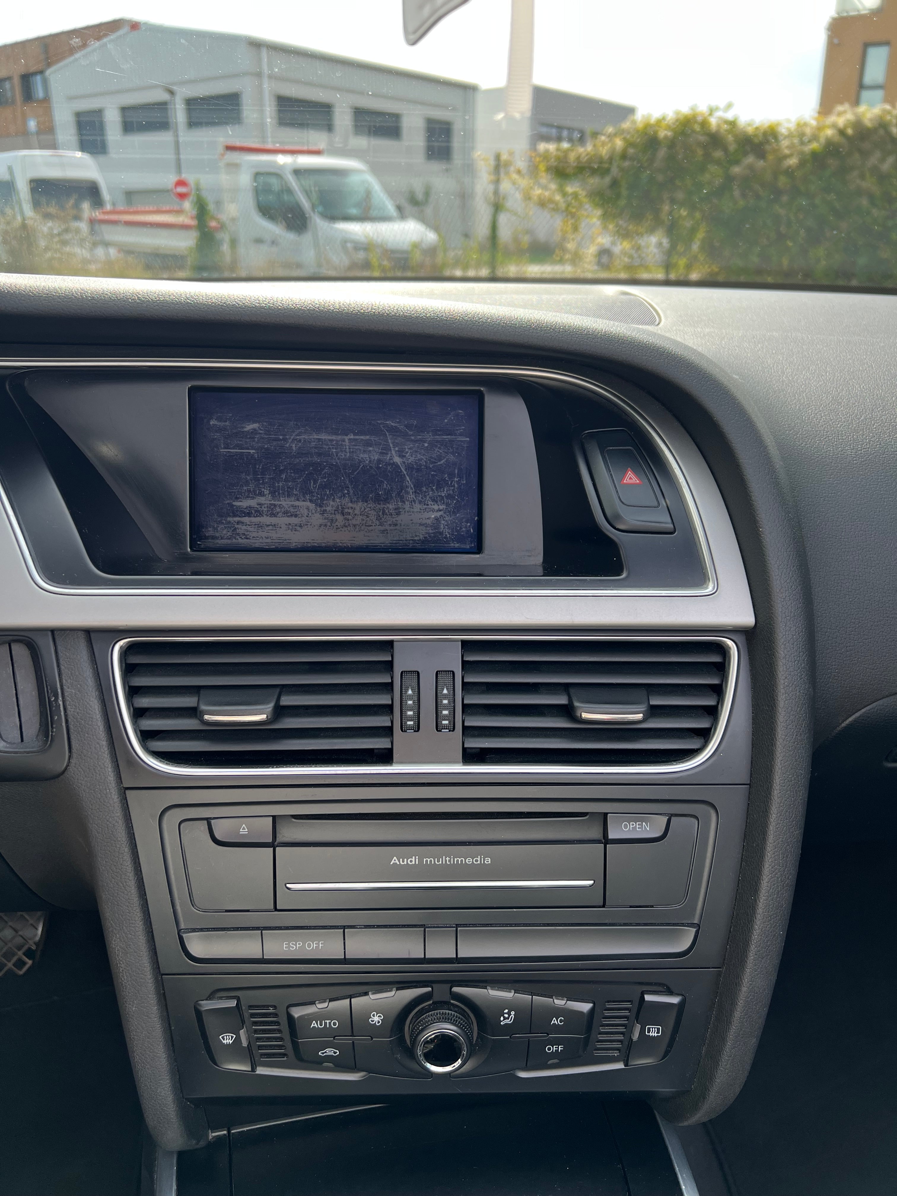 Audi A5 Cabriolet 2.0 TFSI 210 S-LINE Audi A5 Cabriolet 2.0 TFSI 210 S-LINE