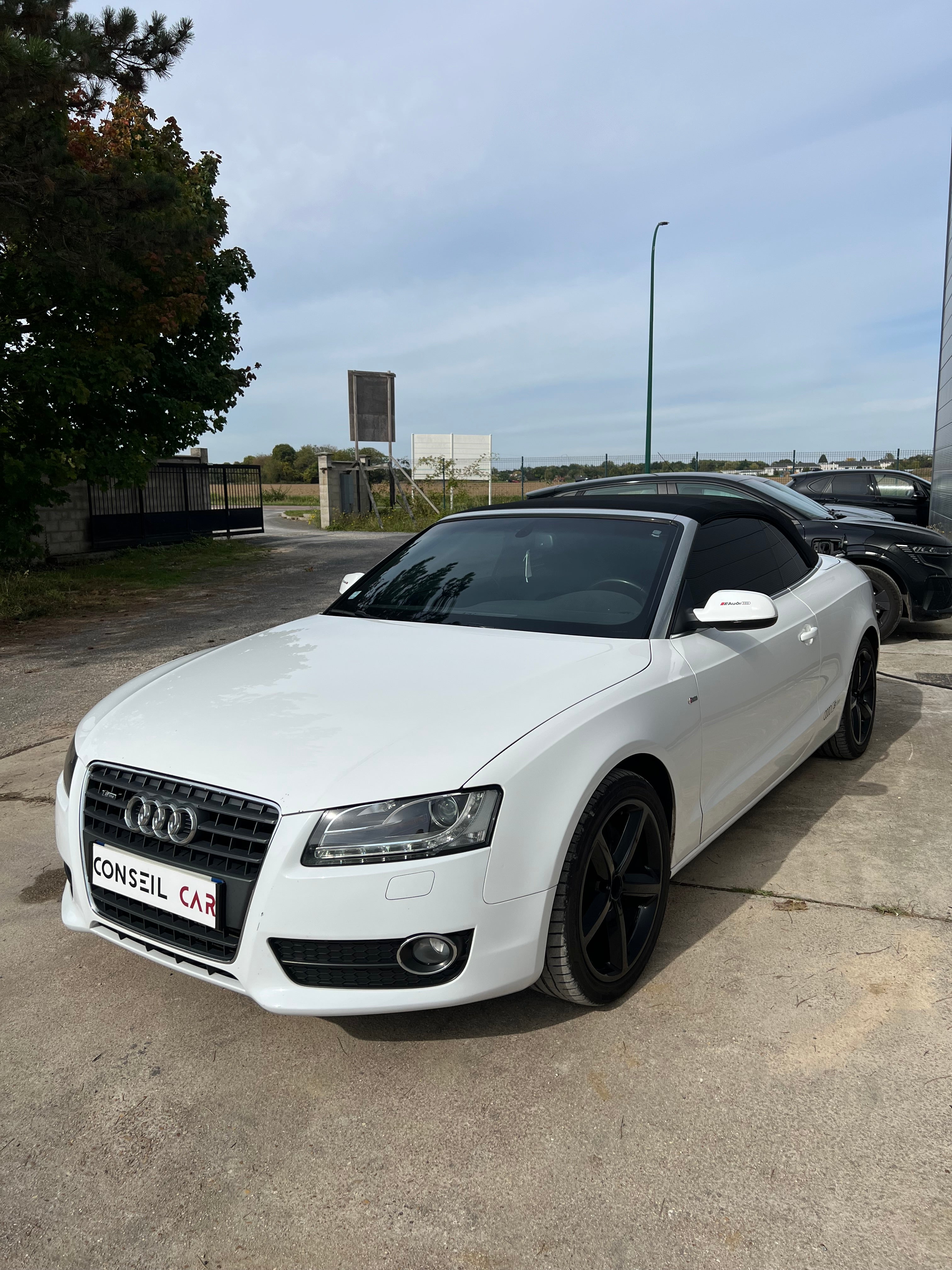 Audi A5 Cabriolet 2.0 TFSI 210 S-LINE Audi A5 Cabriolet 2.0 TFSI 210 S-LINE