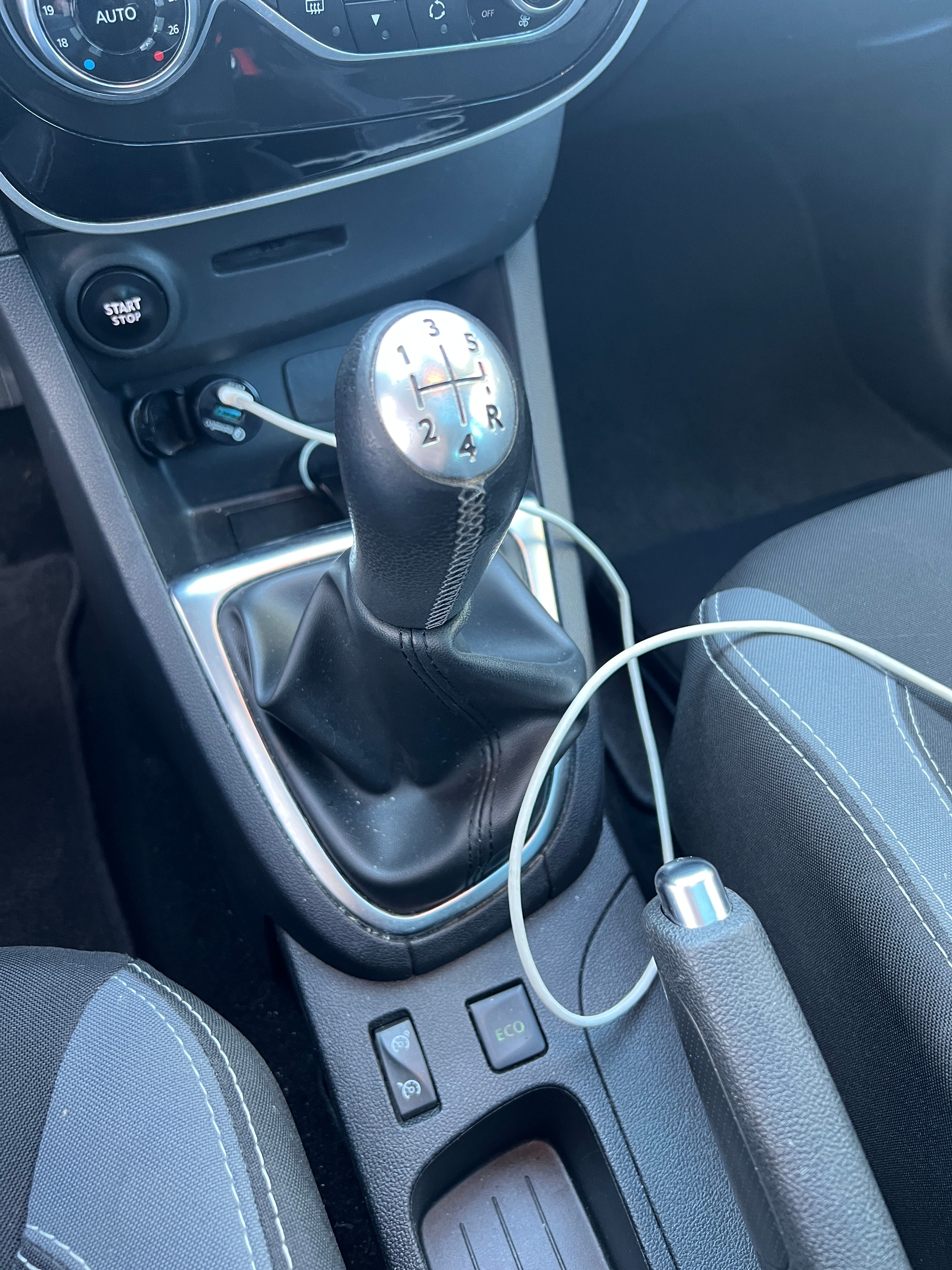 Renault Clio 1.5 DCI 90ch Renault Clio 1.5 DCI 90ch