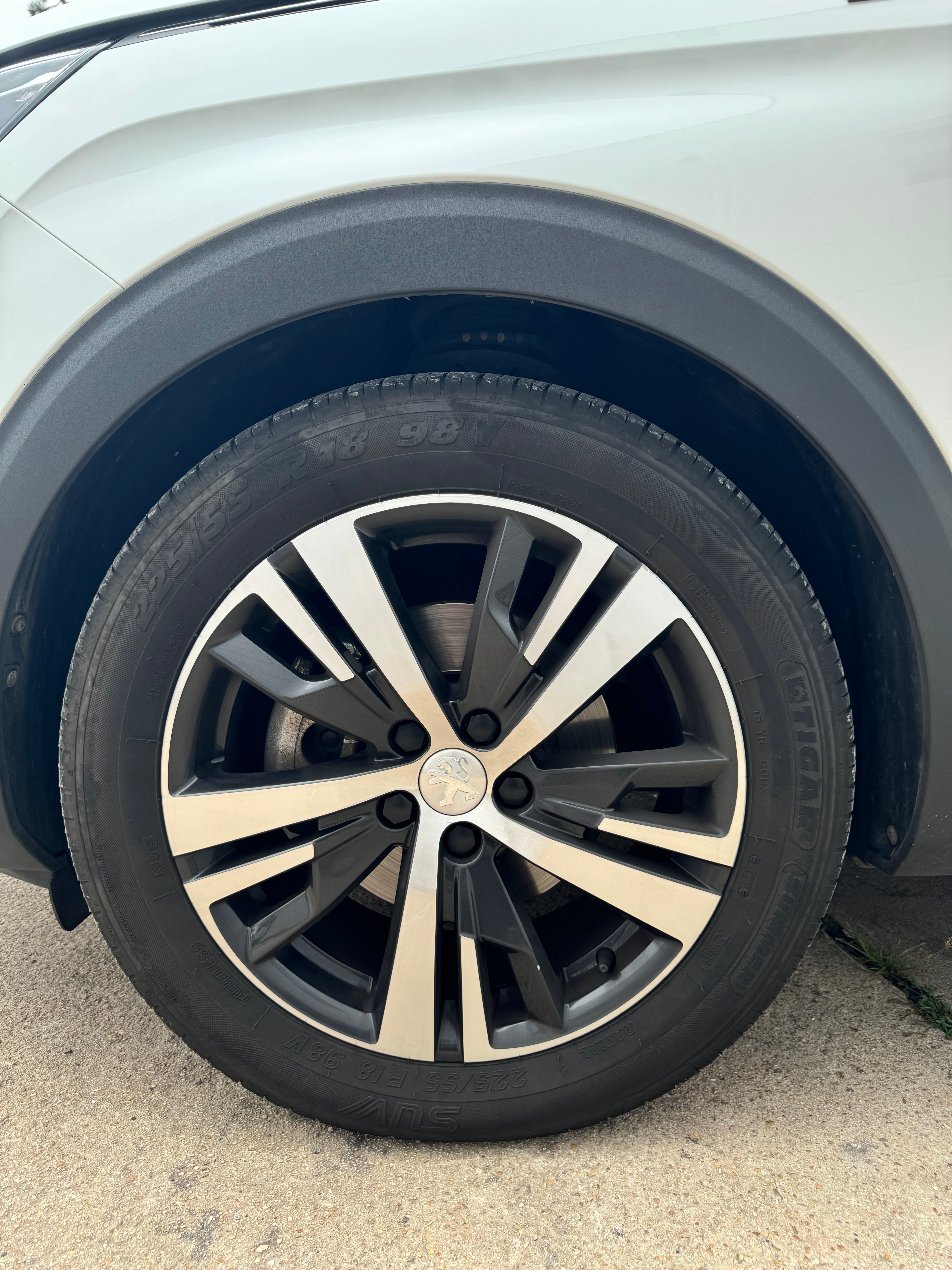 Peugeot 3008 1.6 180CH GT Line EAT8 Peugeot 3008 1.6 180CH GT Line EAT8