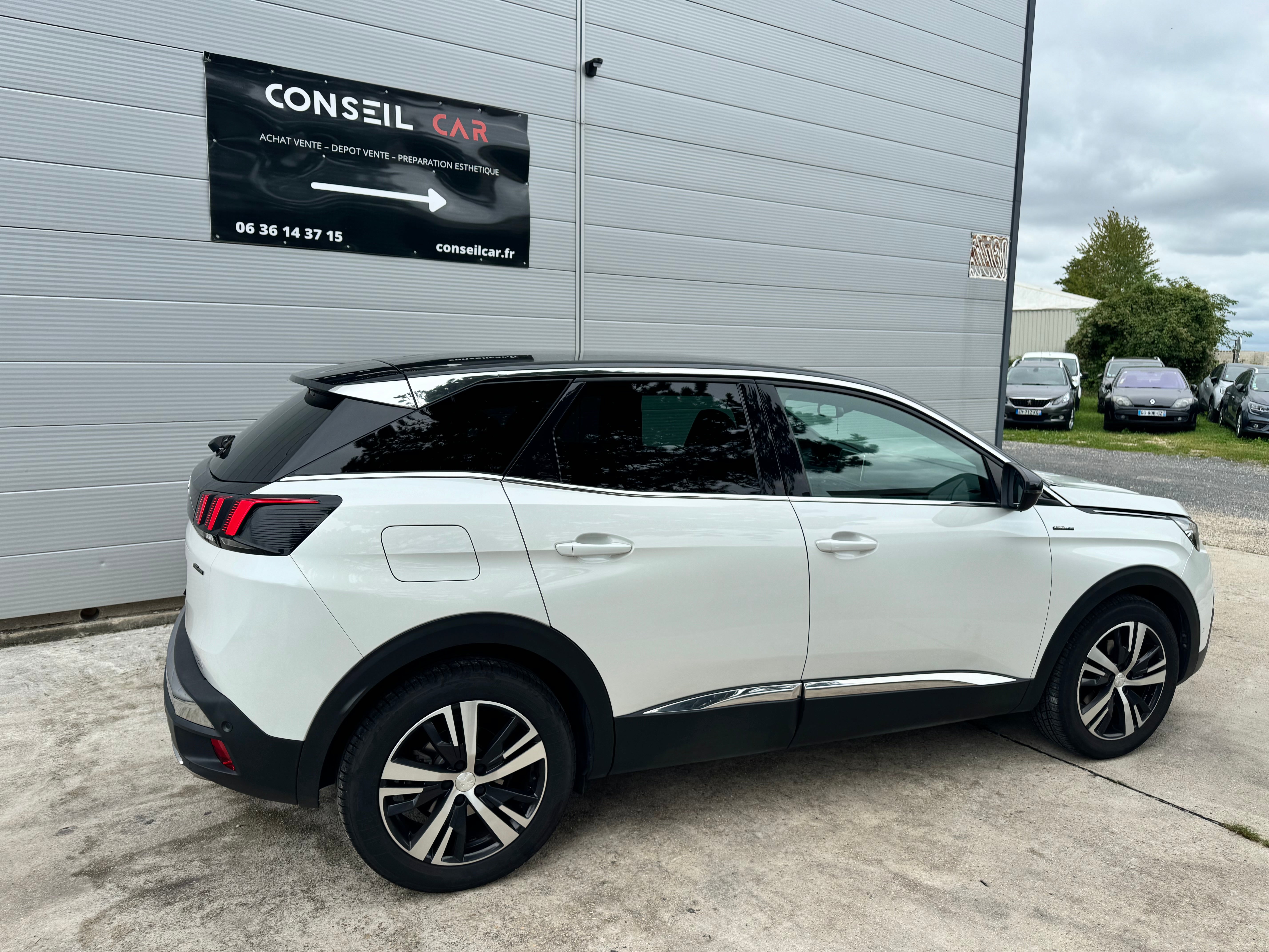 Peugeot 3008 1.6 180CH GT Line EAT8 Peugeot 3008 1.6 180CH GT Line EAT8
