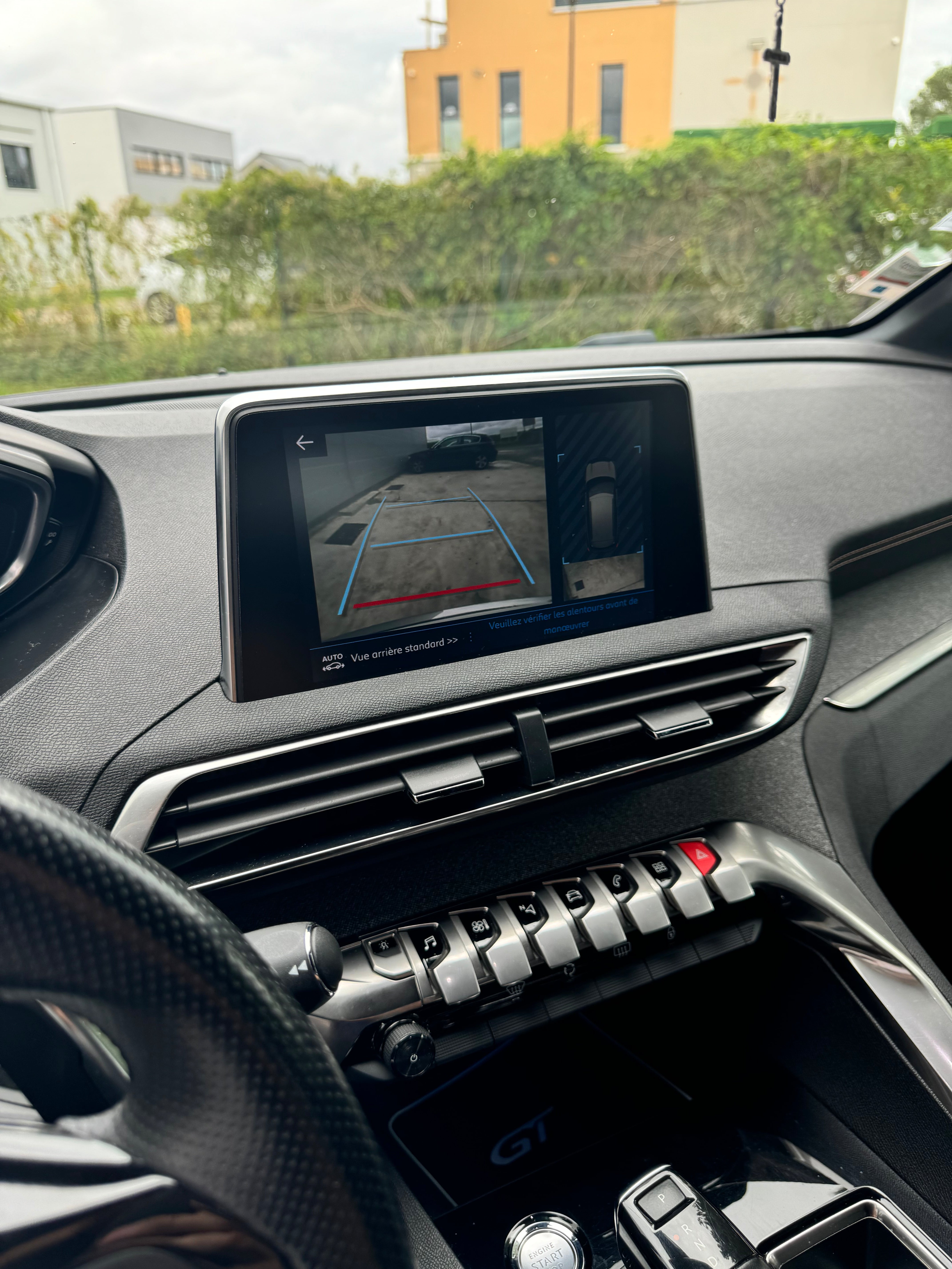 Peugeot 3008 1.6 180CH GT Line EAT8 Peugeot 3008 1.6 180CH GT Line EAT8