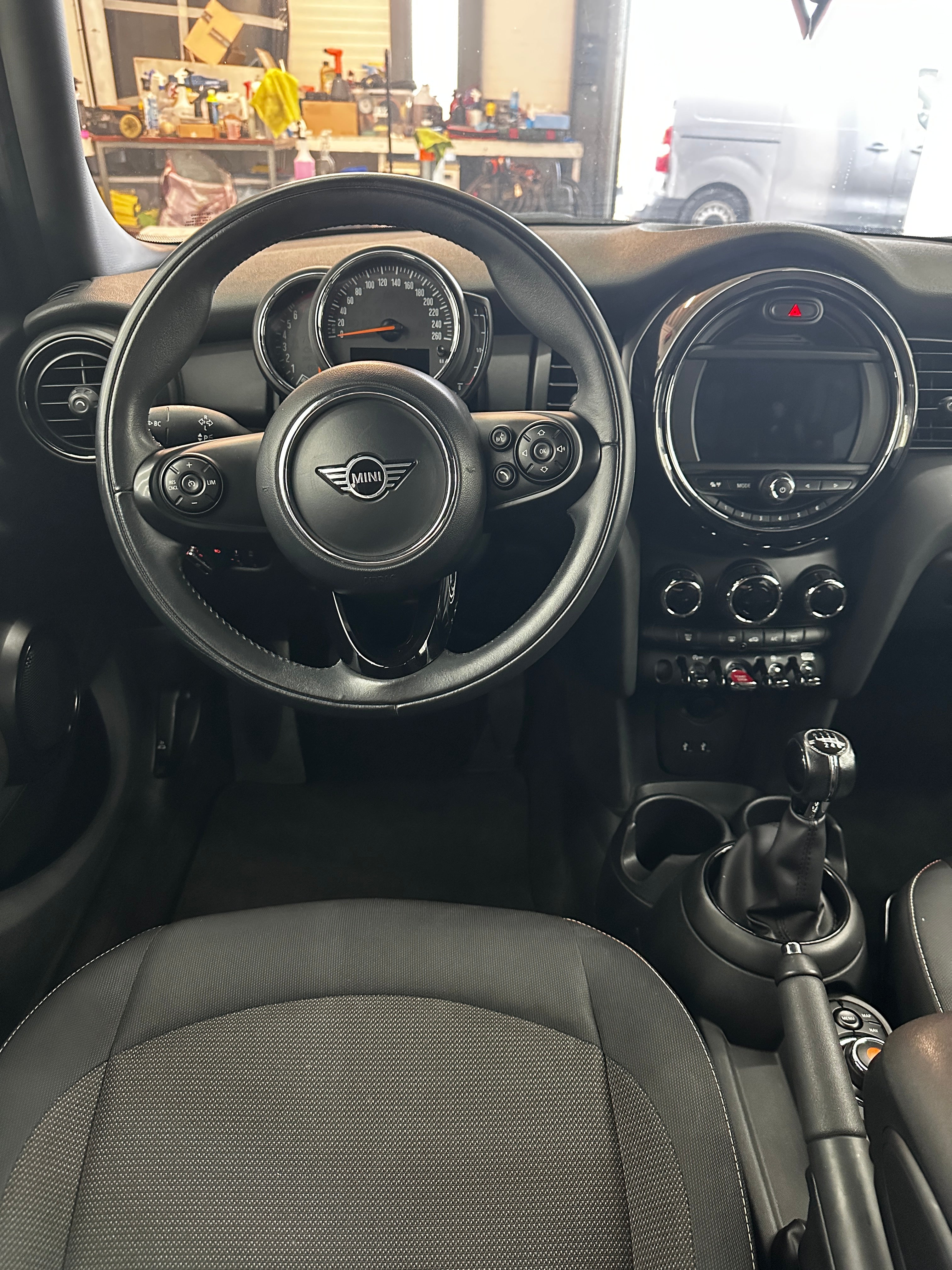 Mini ONE 1.5i 102cv BVM Mini ONE 1.5i 102cv BVM