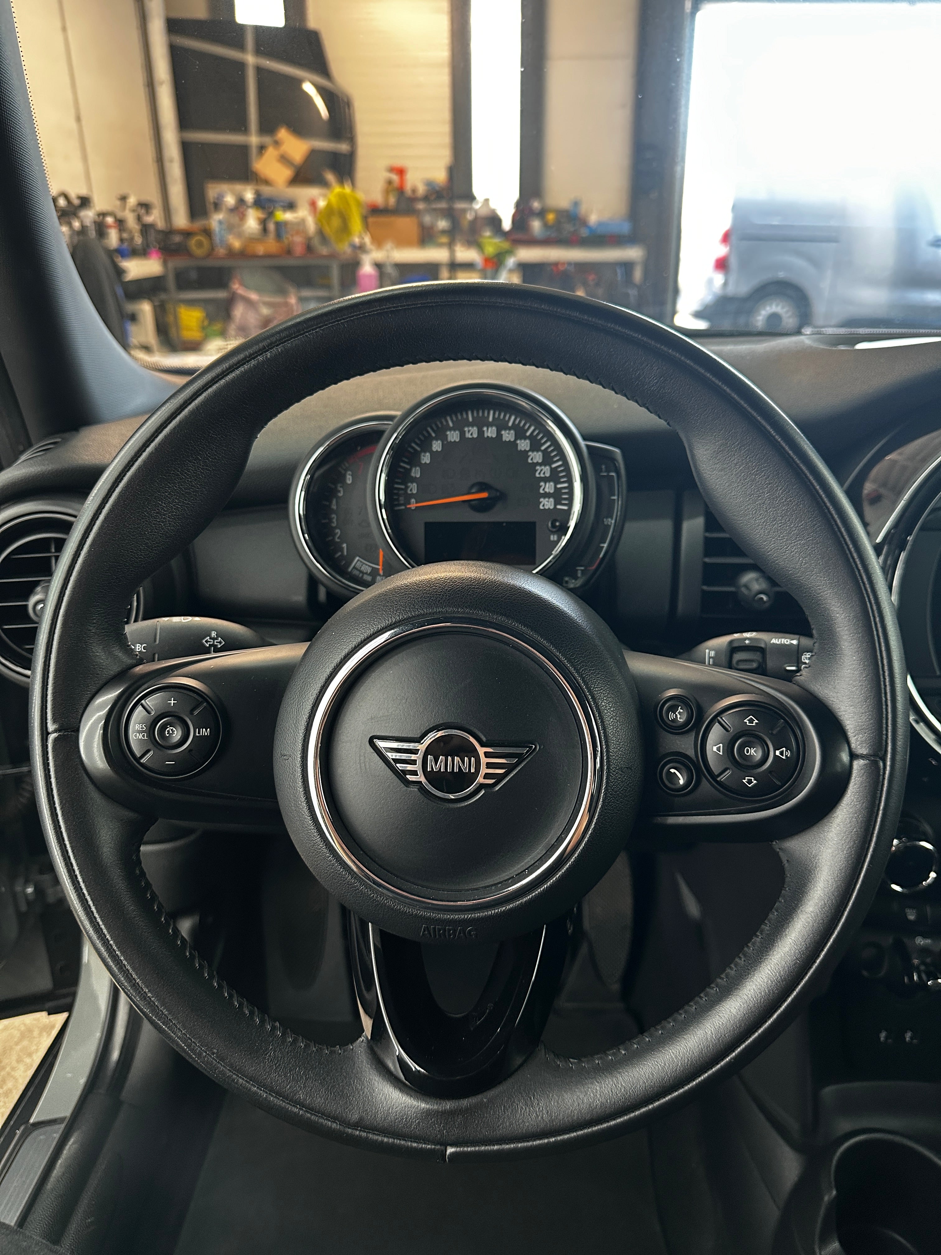 Mini ONE 1.5i 102cv BVM Mini ONE 1.5i 102cv BVM