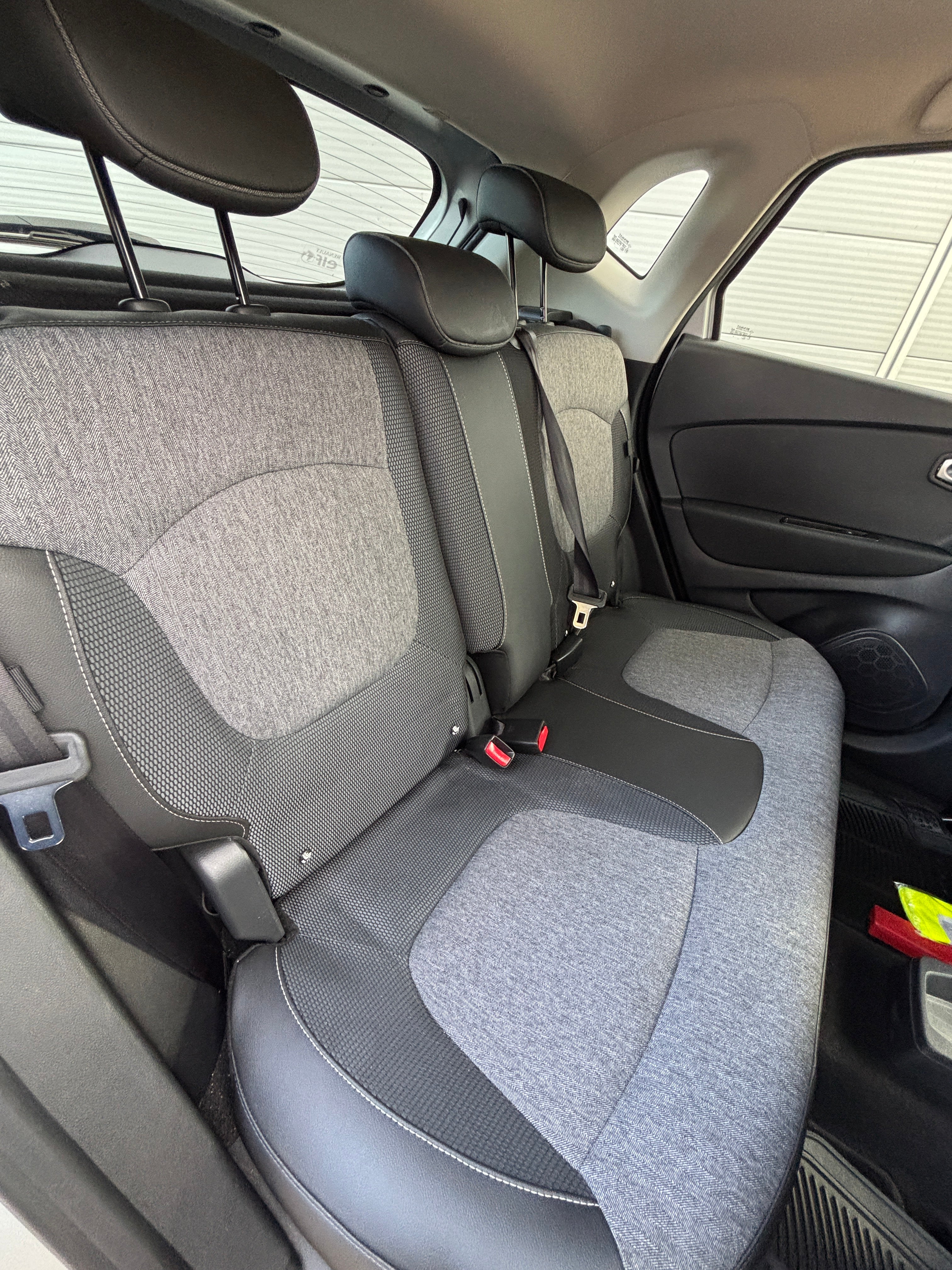 Renault Captur 1.3 TCE 130CH Renault Captur 1.3 TCE 130CH