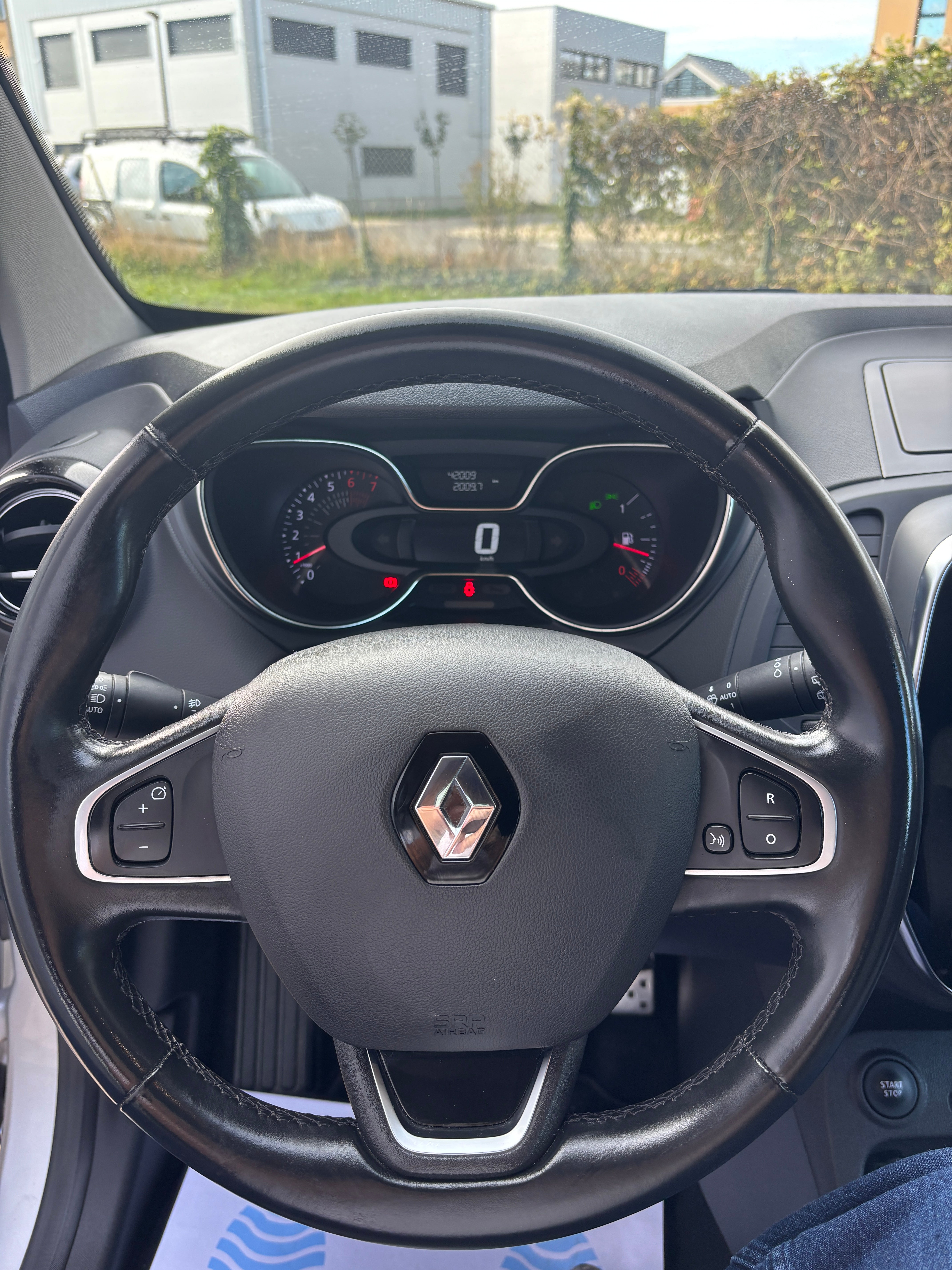 Renault Captur 1.3 TCE 130CH Renault Captur 1.3 TCE 130CH