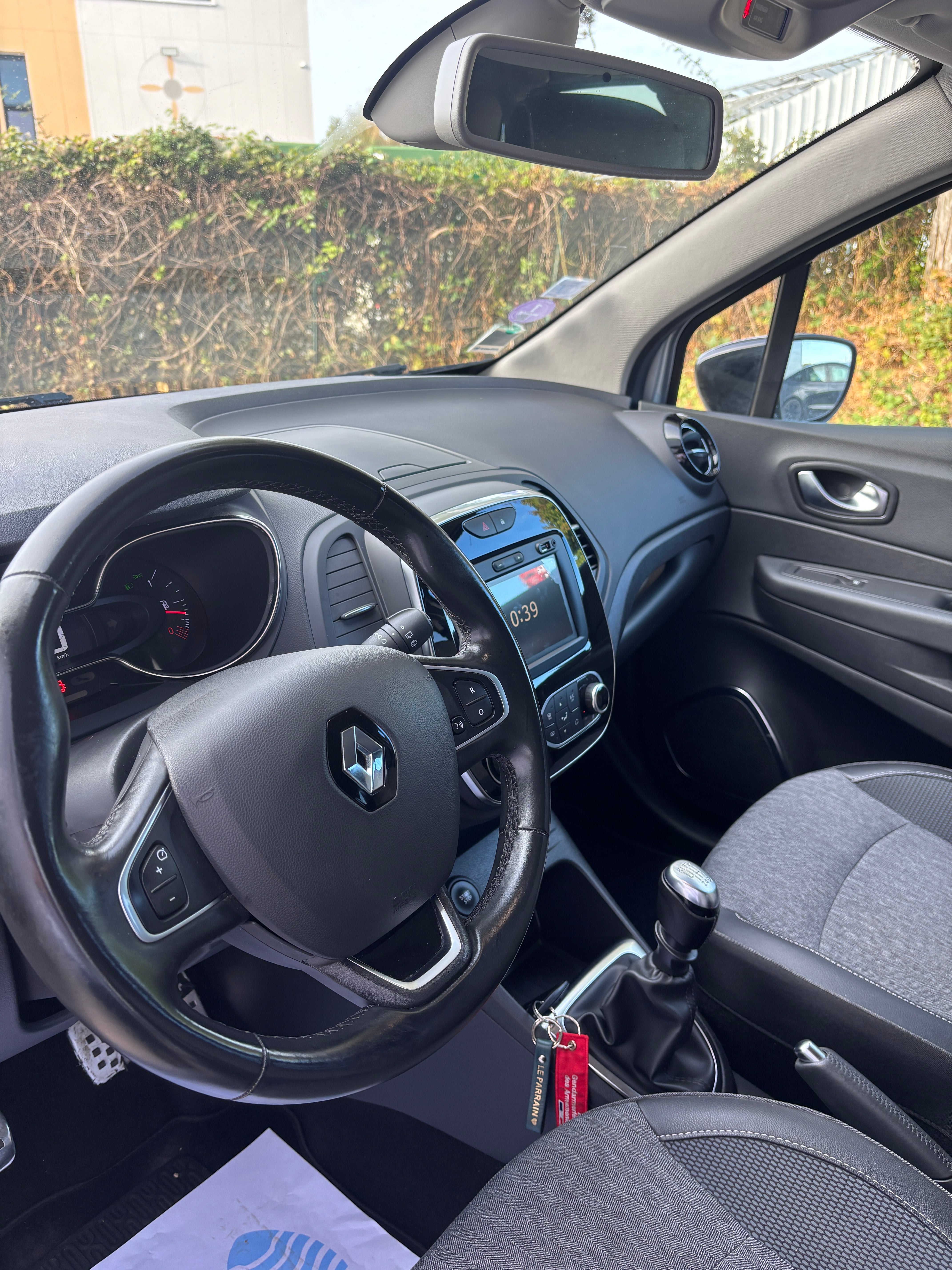 Renault Captur 1.3 TCE 130CH Renault Captur 1.3 TCE 130CH