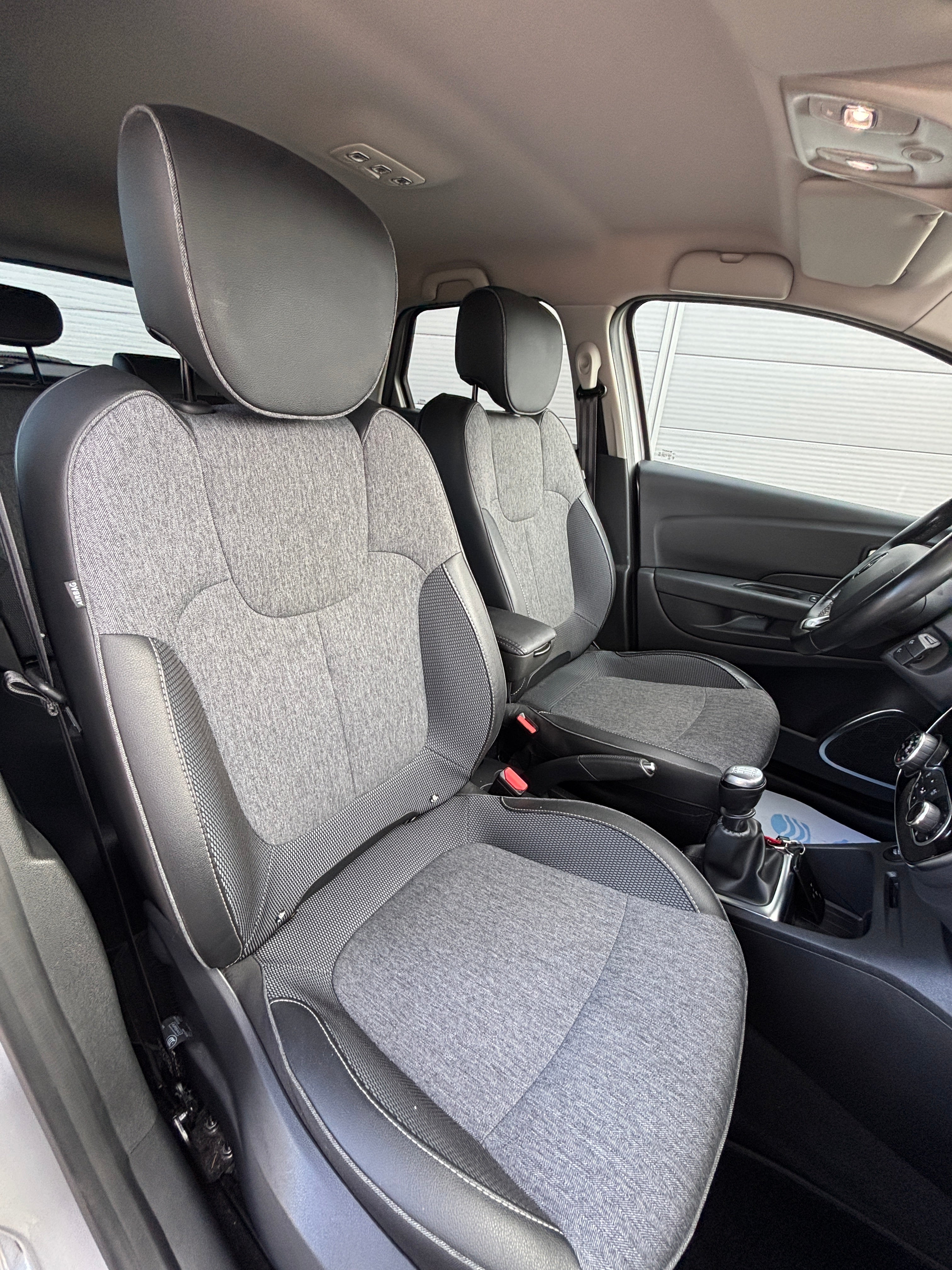 Renault Captur 1.3 TCE 130CH Renault Captur 1.3 TCE 130CH