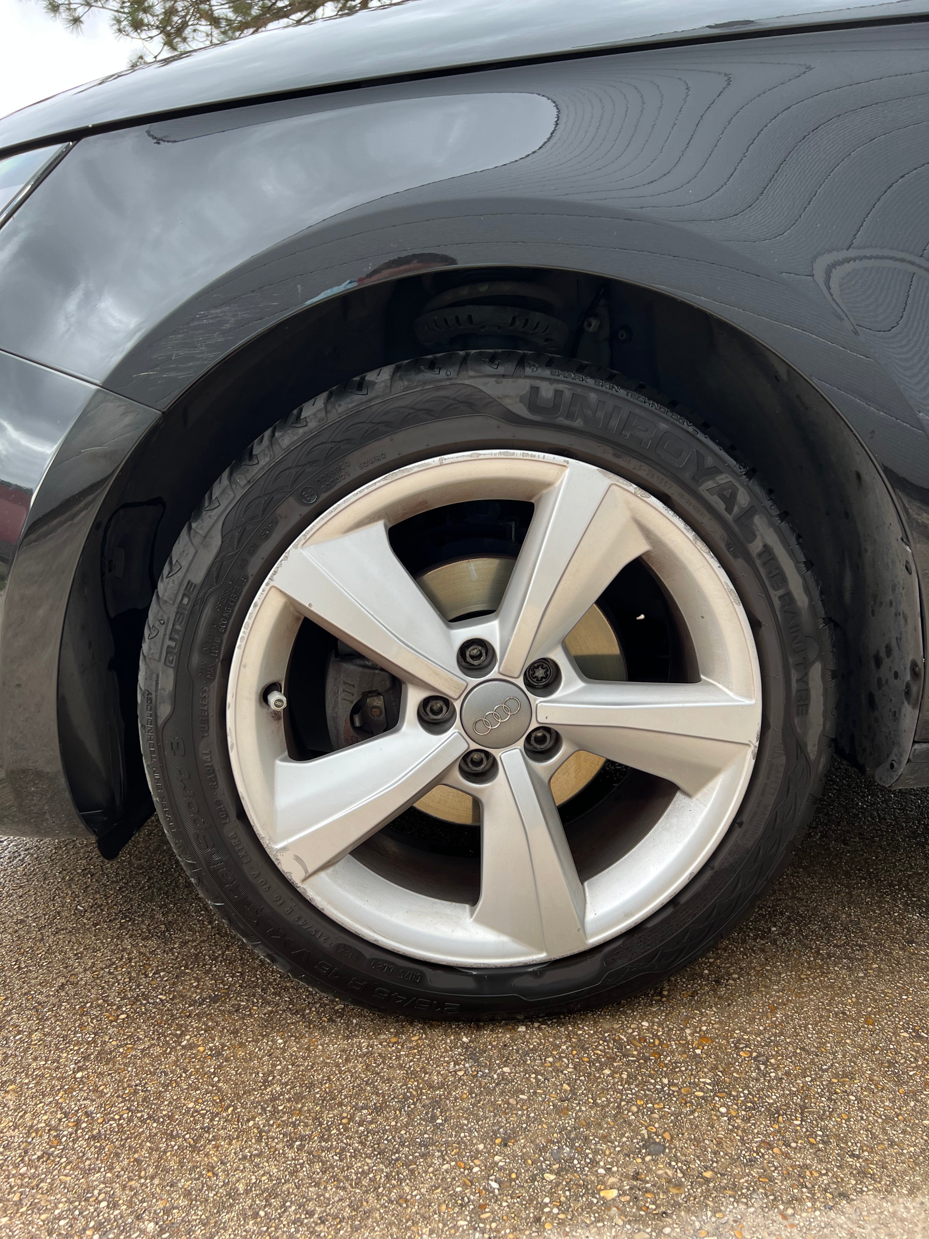 Audi A1 1.6 TDI 90 AMBIANTE Audi A1 1.6 TDI 90 AMBIANTE