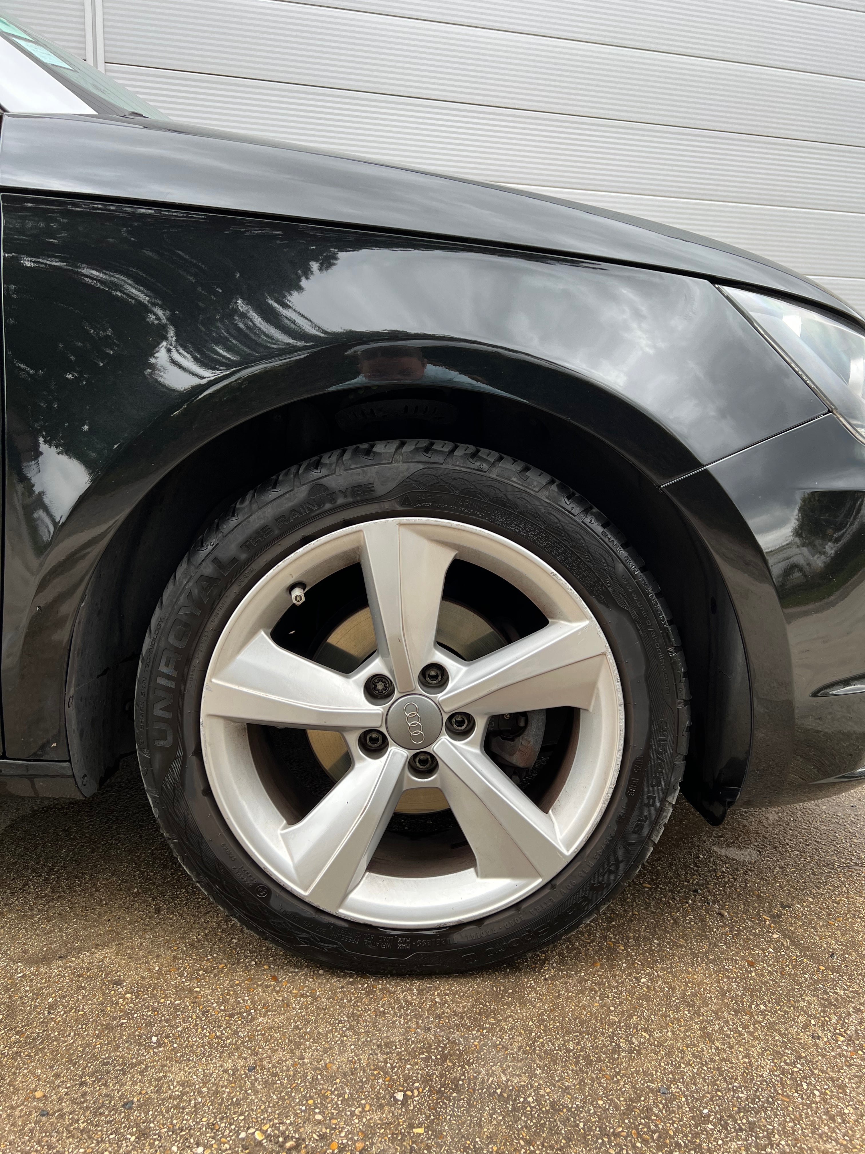 Audi A1 1.6 TDI 90 AMBIANTE Audi A1 1.6 TDI 90 AMBIANTE