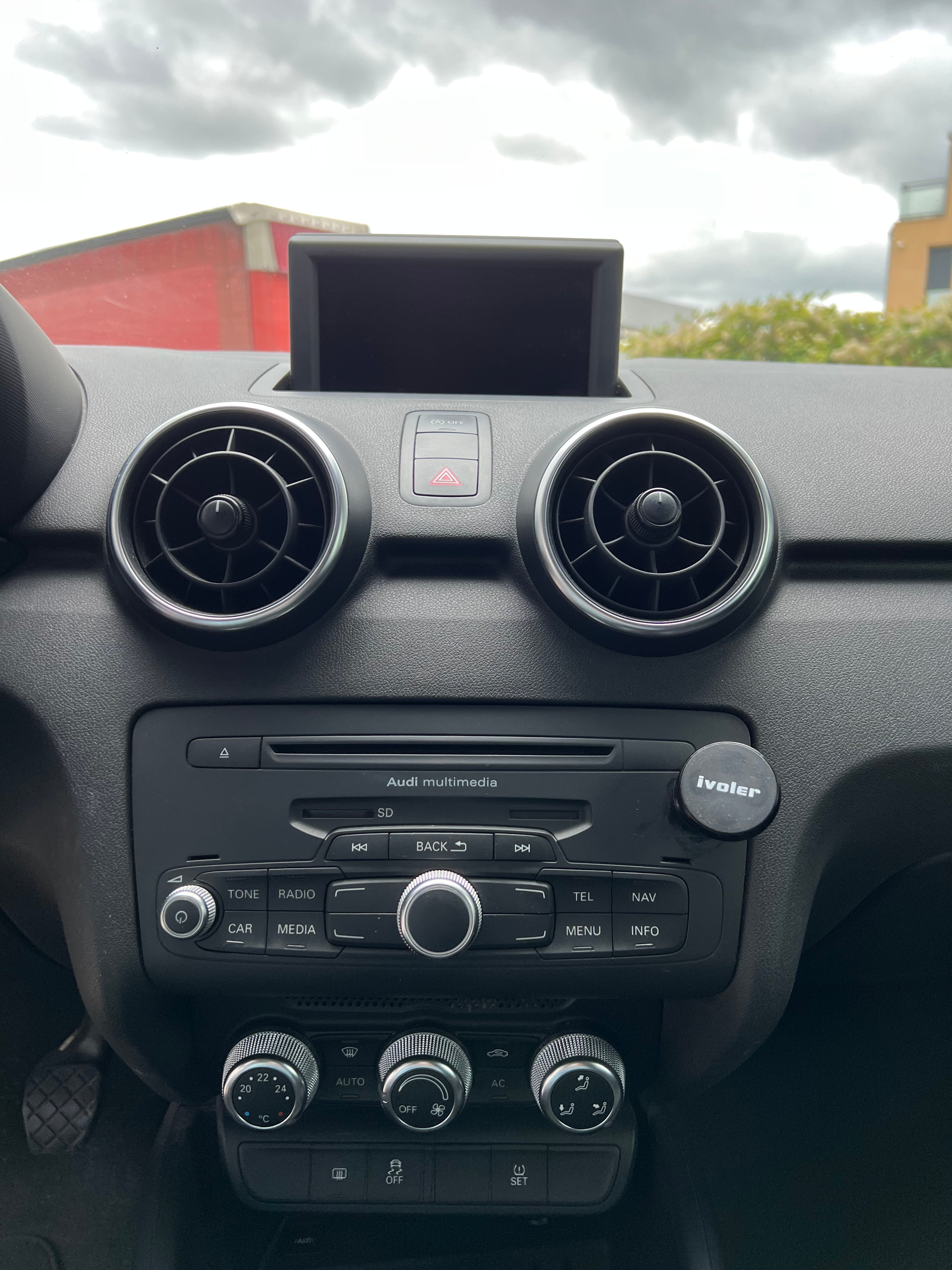 Audi A1 1.6 TDI 90 AMBIANTE Audi A1 1.6 TDI 90 AMBIANTE