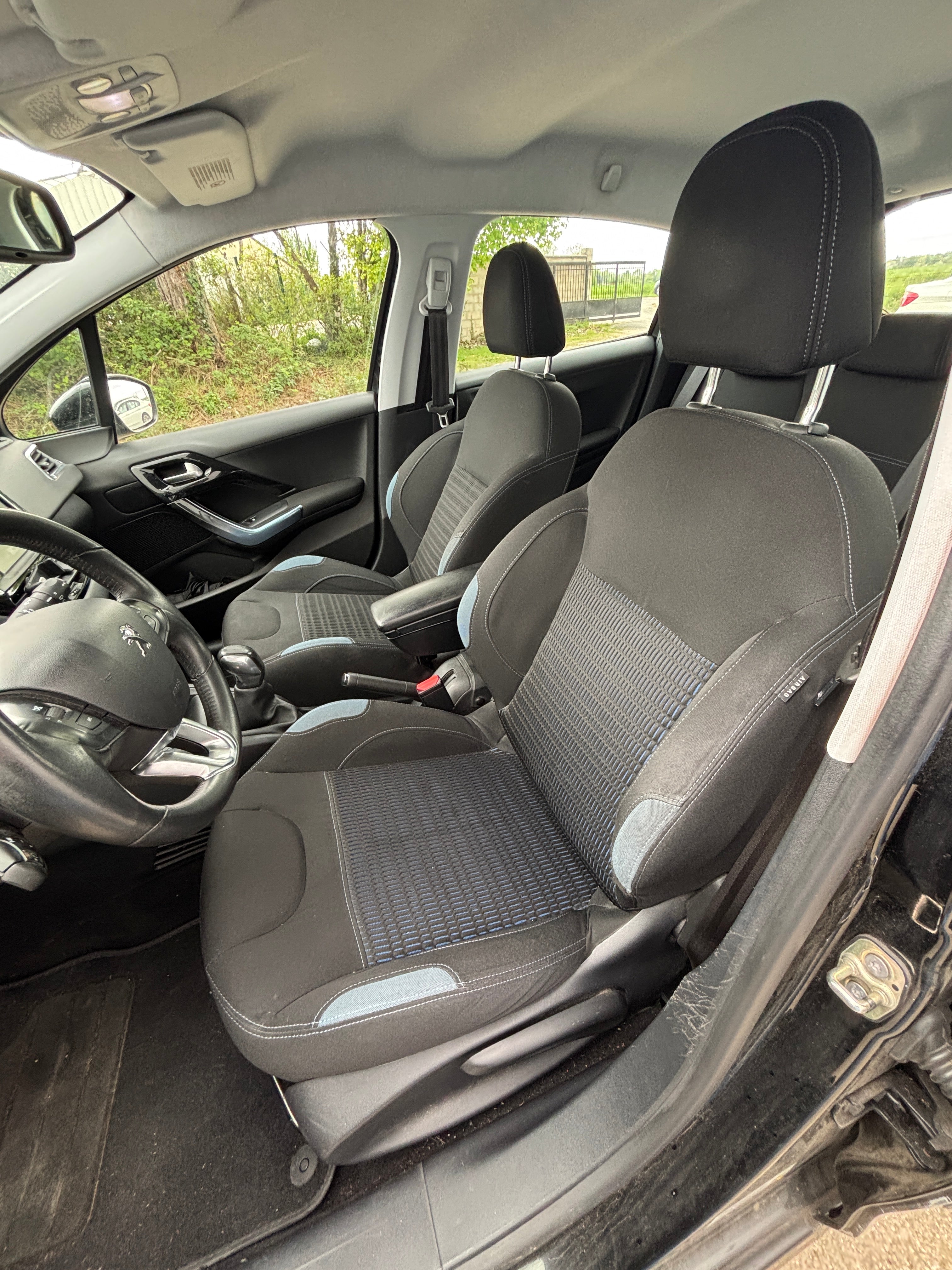 Peugeot 208 1.6VTi 120 Allure Peugeot 208 1.6VTi 120 Allure