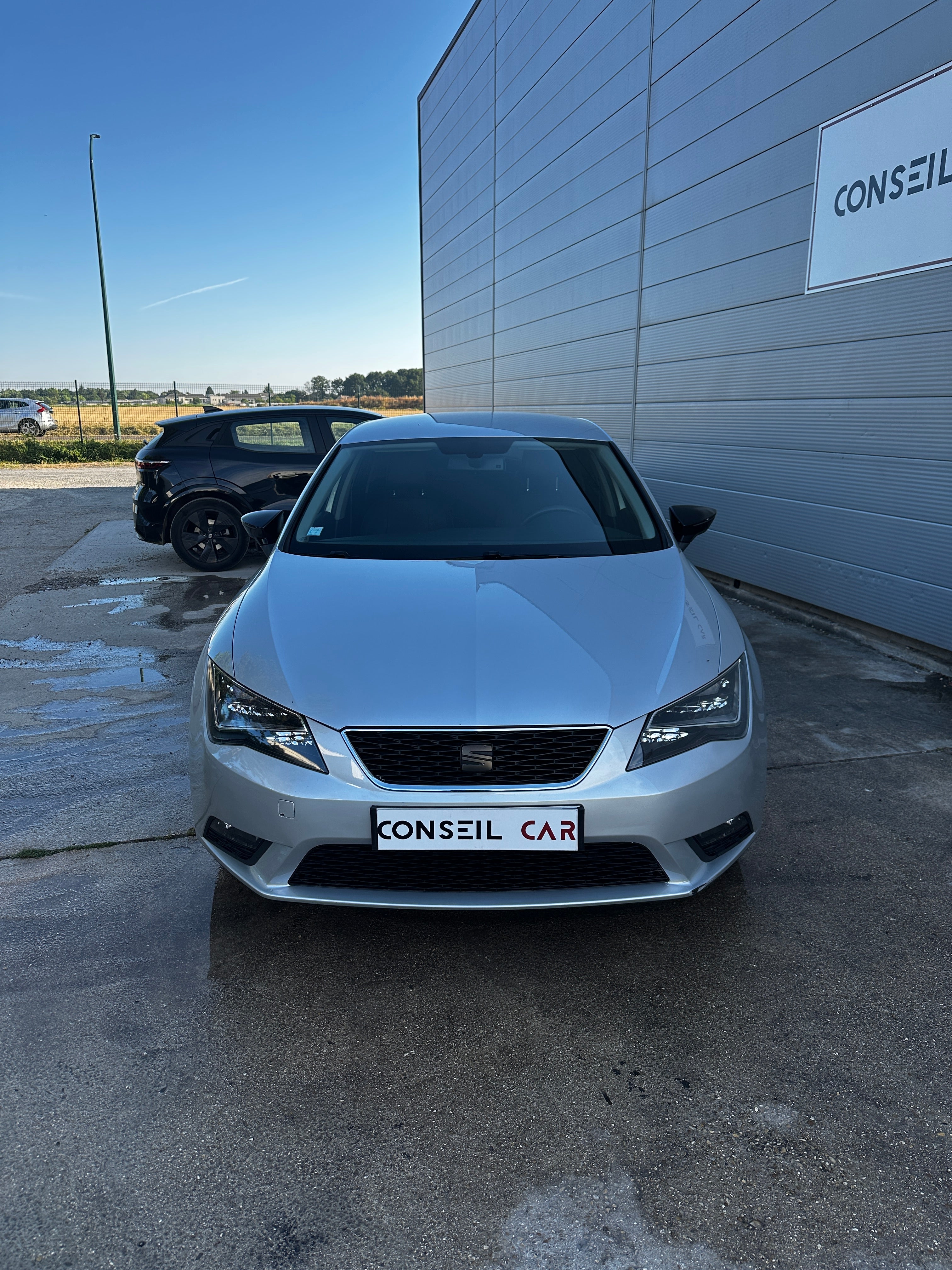 Seat Leon 1.6 TDI 105CH Seat Leon 1.6 TDI 105CH