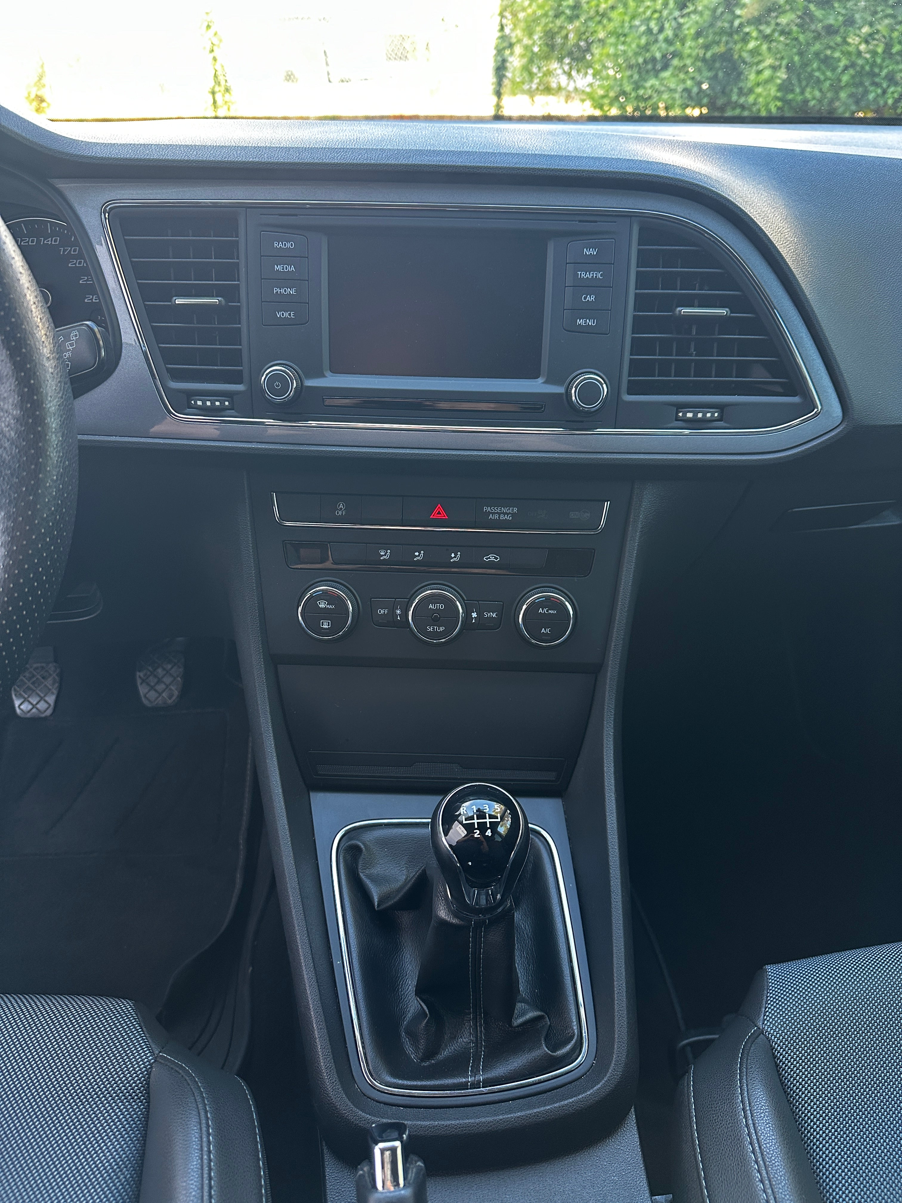 Seat Leon 1.6 TDI 105CH Seat Leon 1.6 TDI 105CH