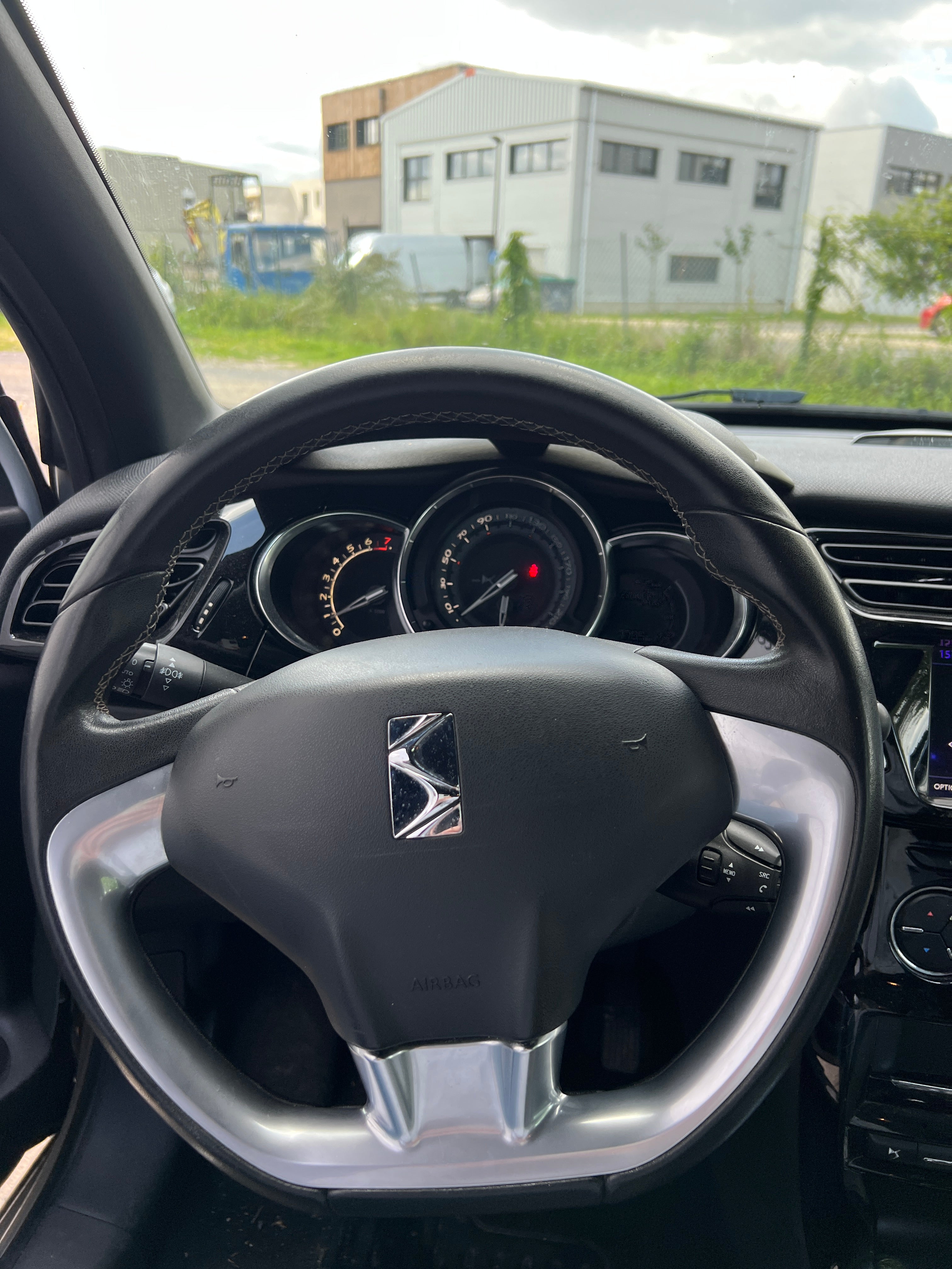 DS3 1.2 Puretech 110cv DS3 1.2 Puretech 110cv
