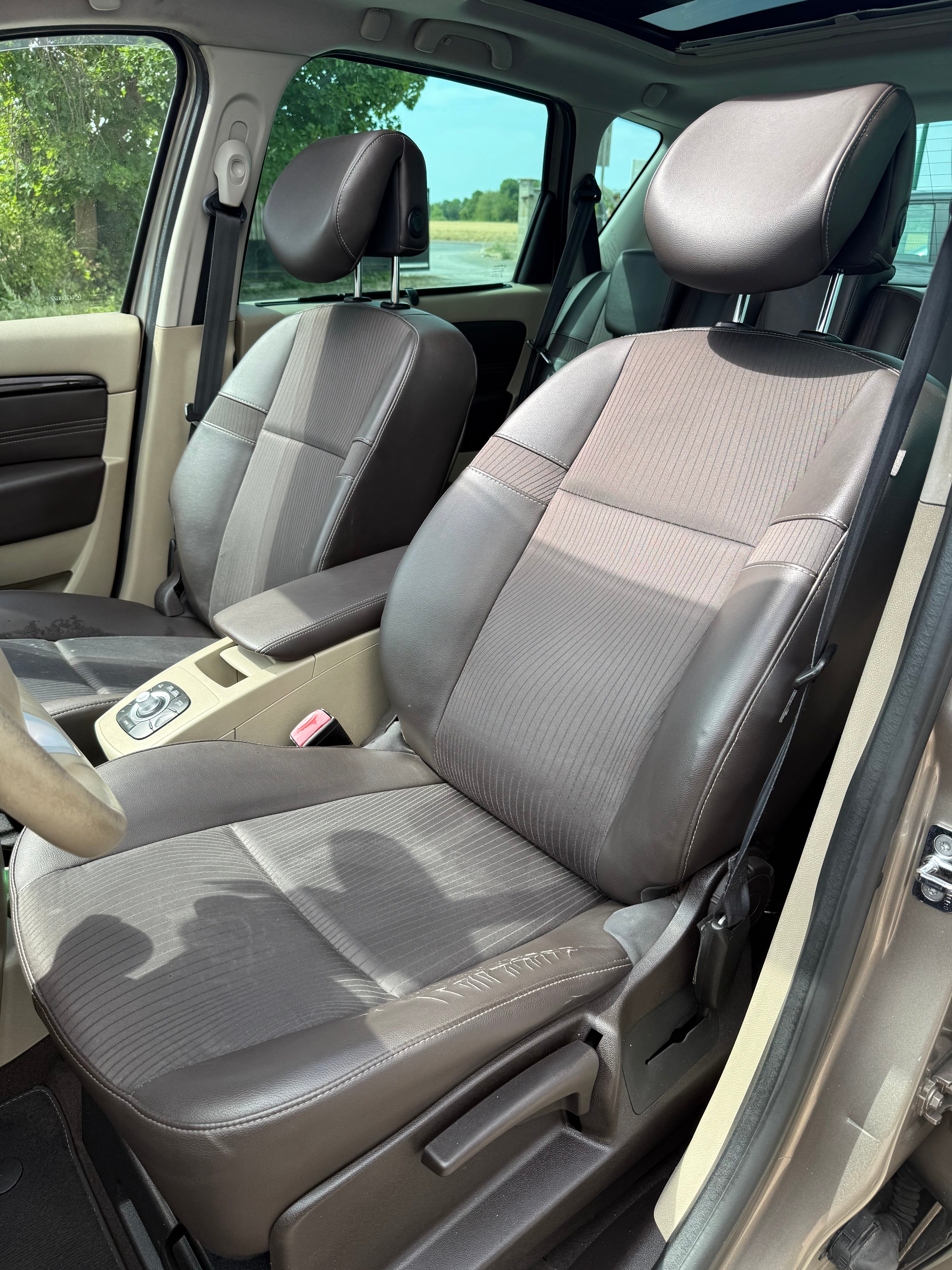 Renault Scenic 1.5 DCI 110CH Renault Scenic 1.5 DCI 110CH